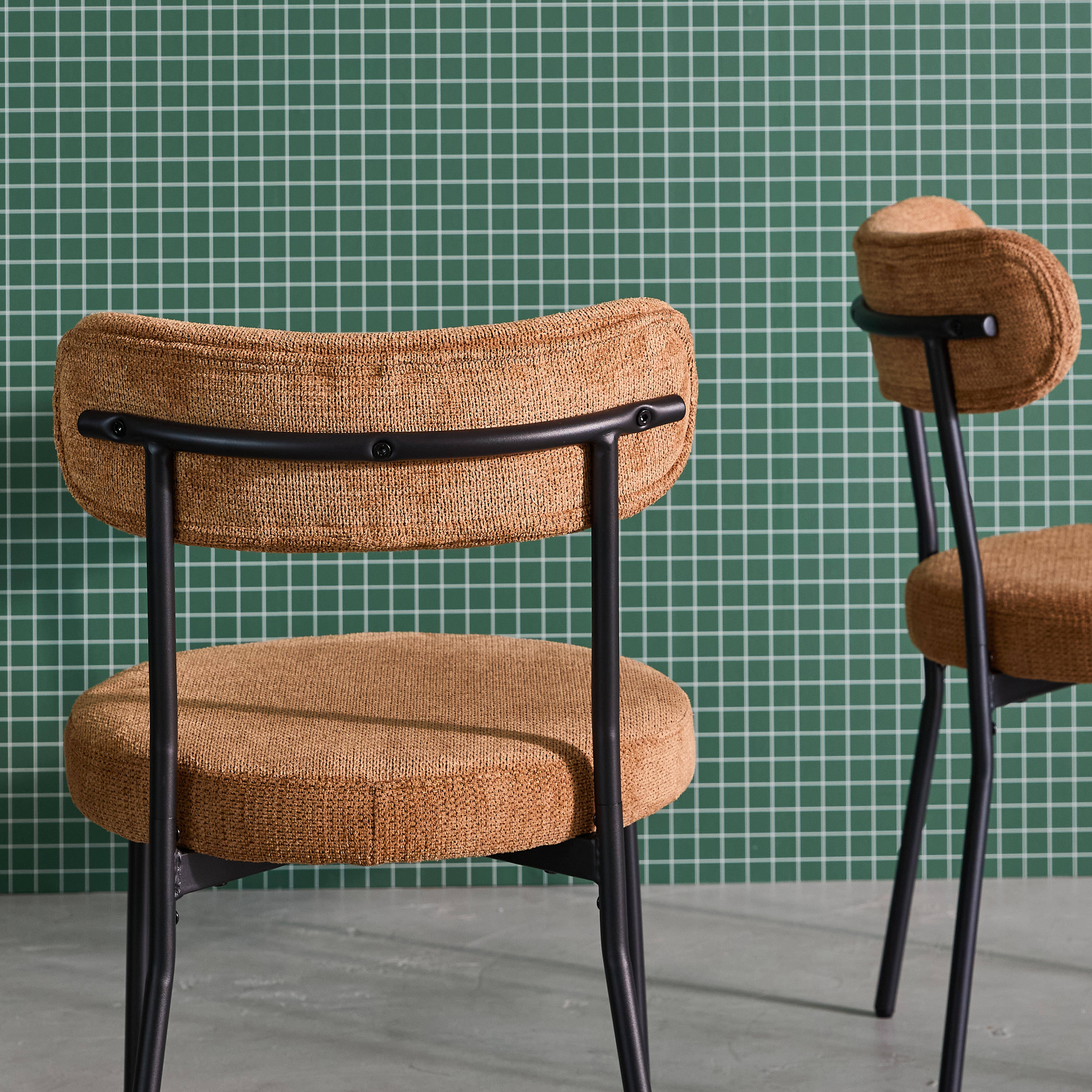 2er-Set Metallstühle mit camelfarbenem Chenille-Bezug B 47 x T 49 x H 76,5cm - Livia Photo4