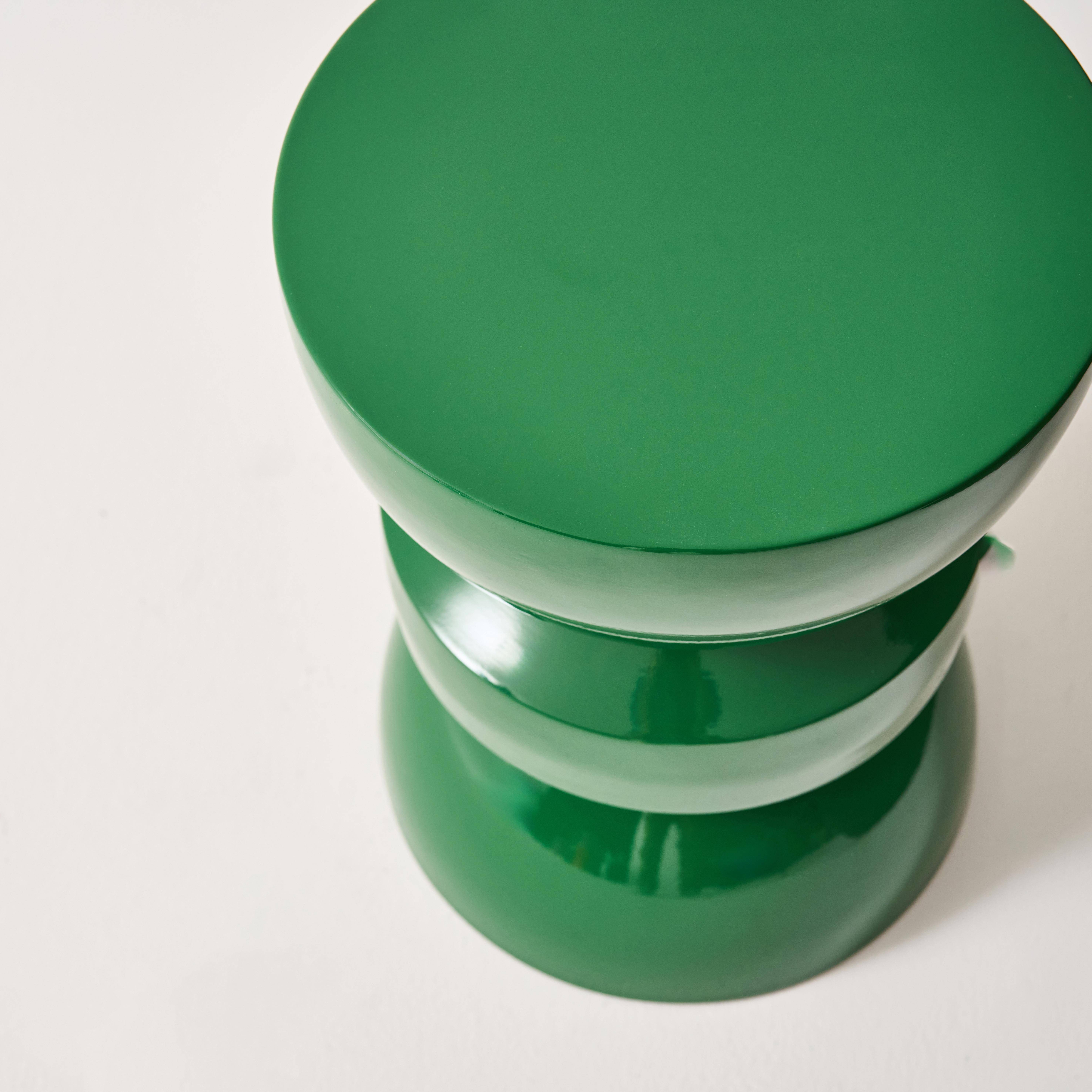 Table d'appoint, bout de canapé, table de chevet en métal effet glassy vert foncé Assa, Ø32 x H 44,5cm Photo5