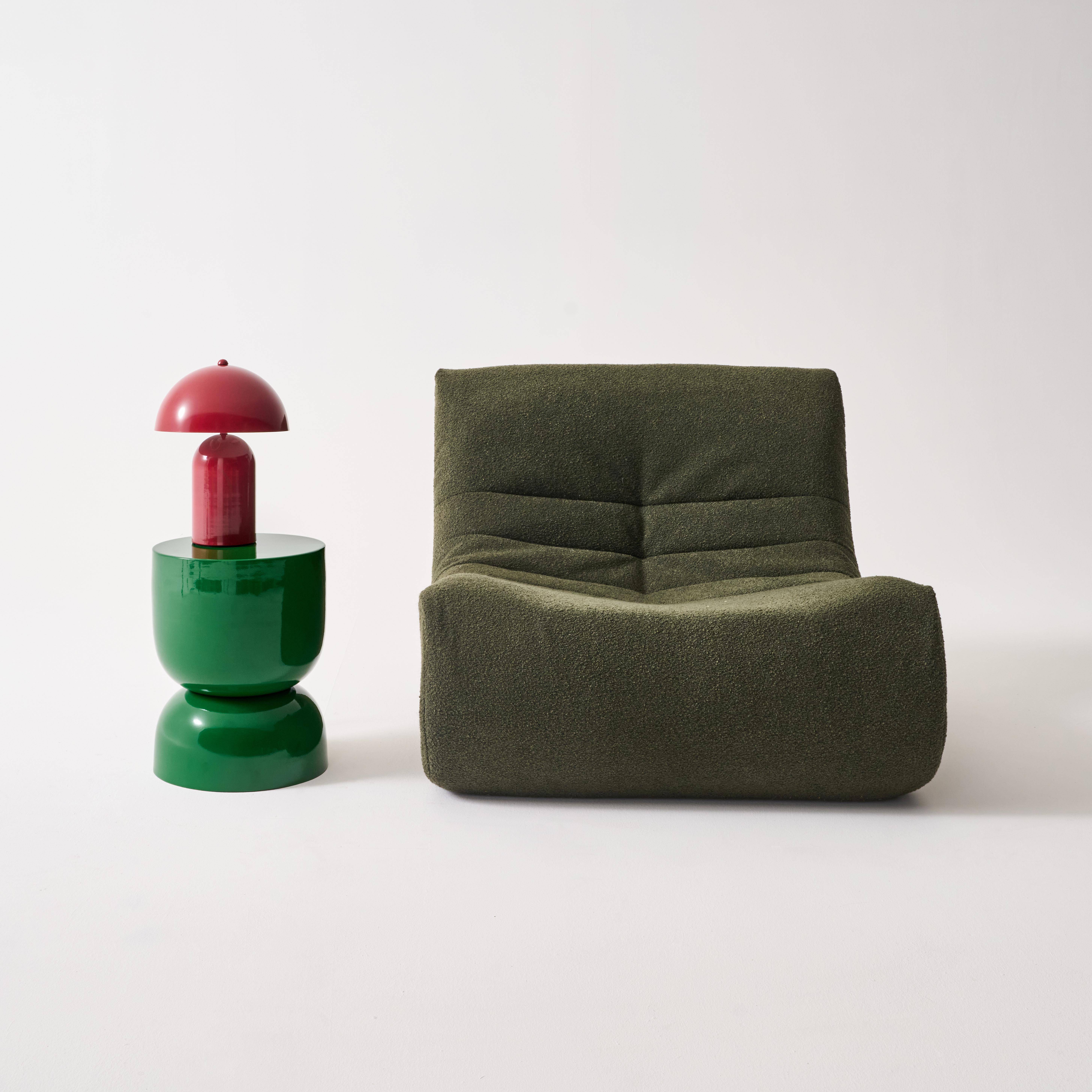 Table d'appoint, bout de canapé, table de chevet en métal effet glassy vert foncé Madi Ø32 x H 42cm Photo1