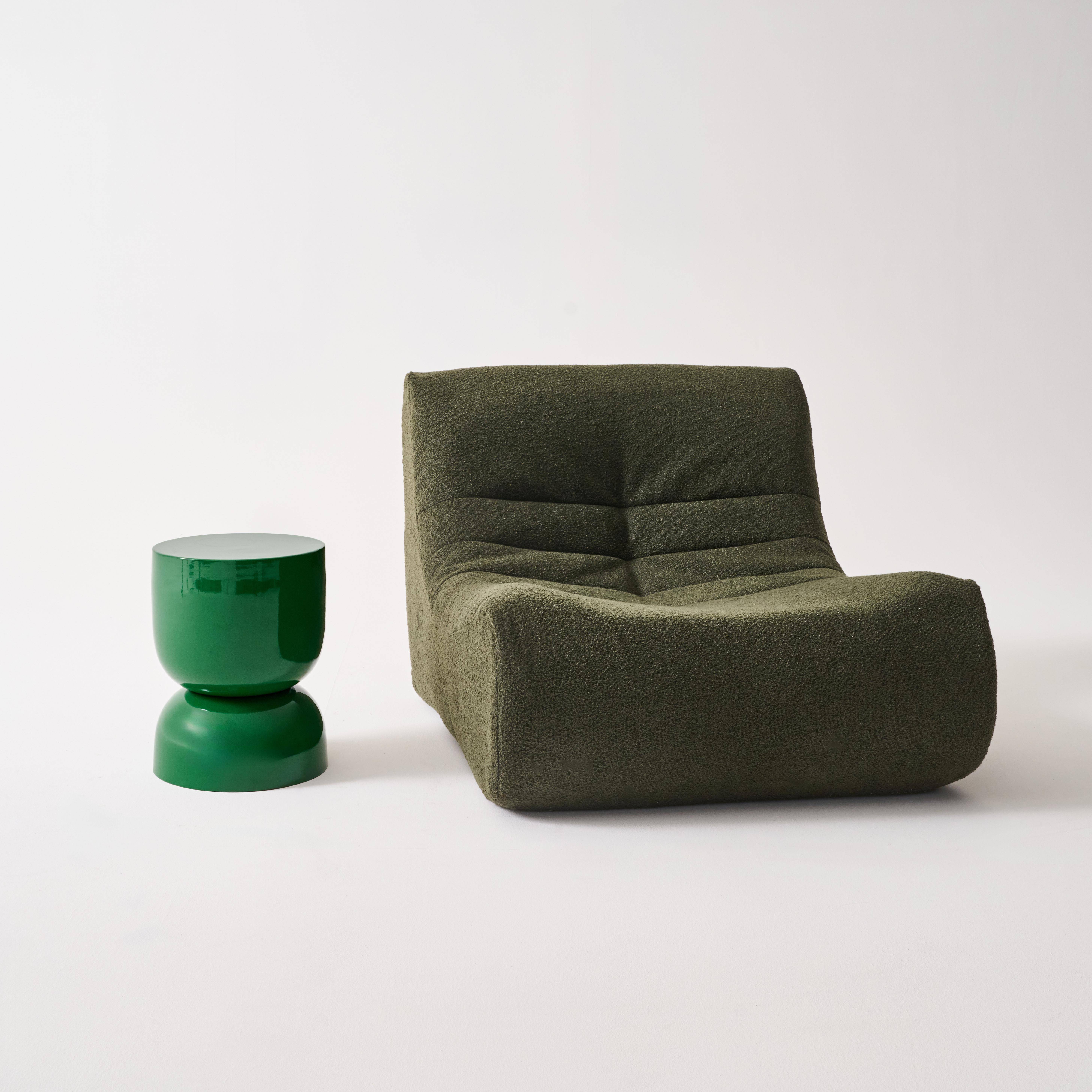 Table d'appoint, bout de canapé, table de chevet en métal effet glassy vert foncé Madi Ø32 x H 42cm,sweeek,Photo2