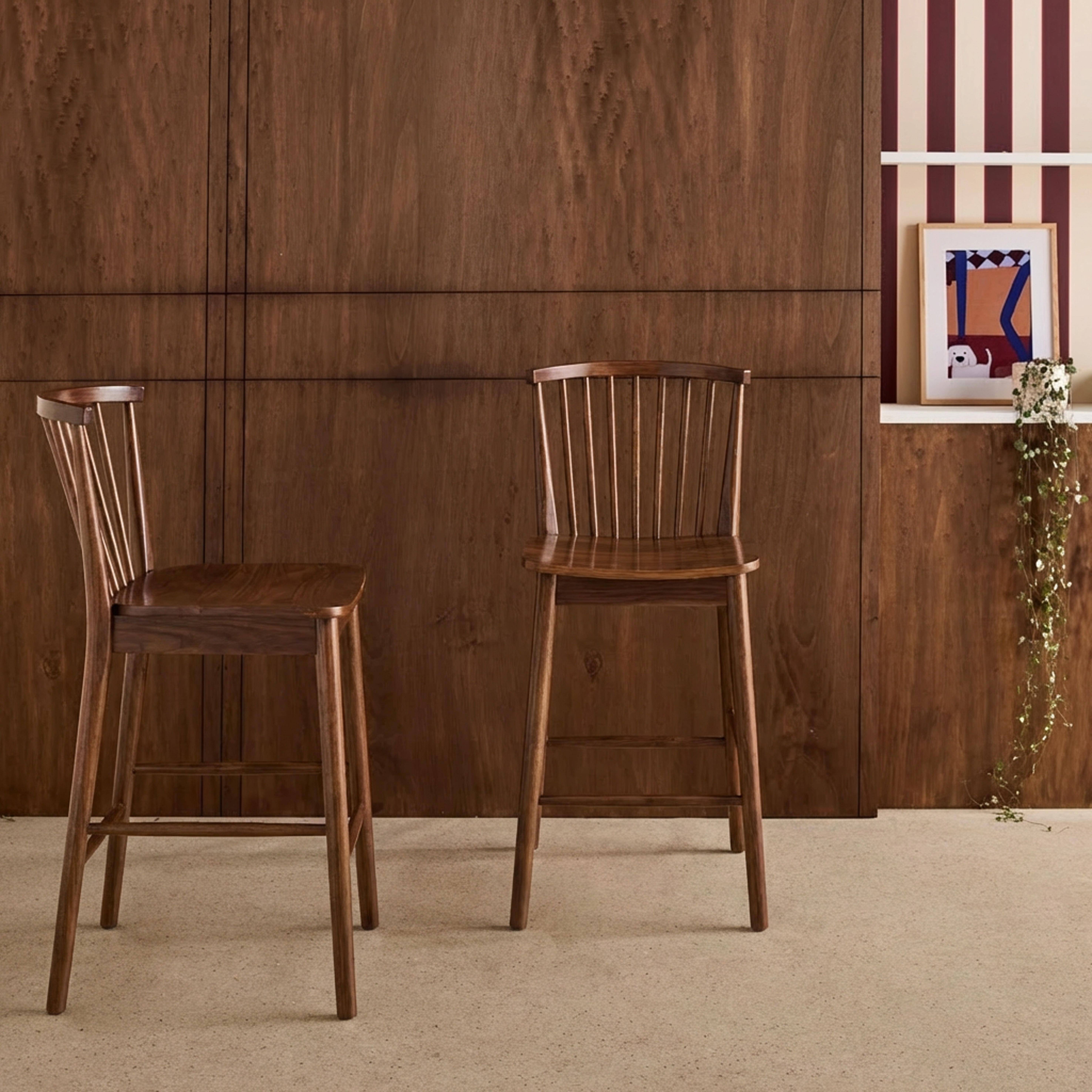 Lot de 2 tabourets de bar à barreaux bois d'hévéa et contreplaqué noyer - 48 x 58 x 98,5 cm - Paula,sweeek,Photo1