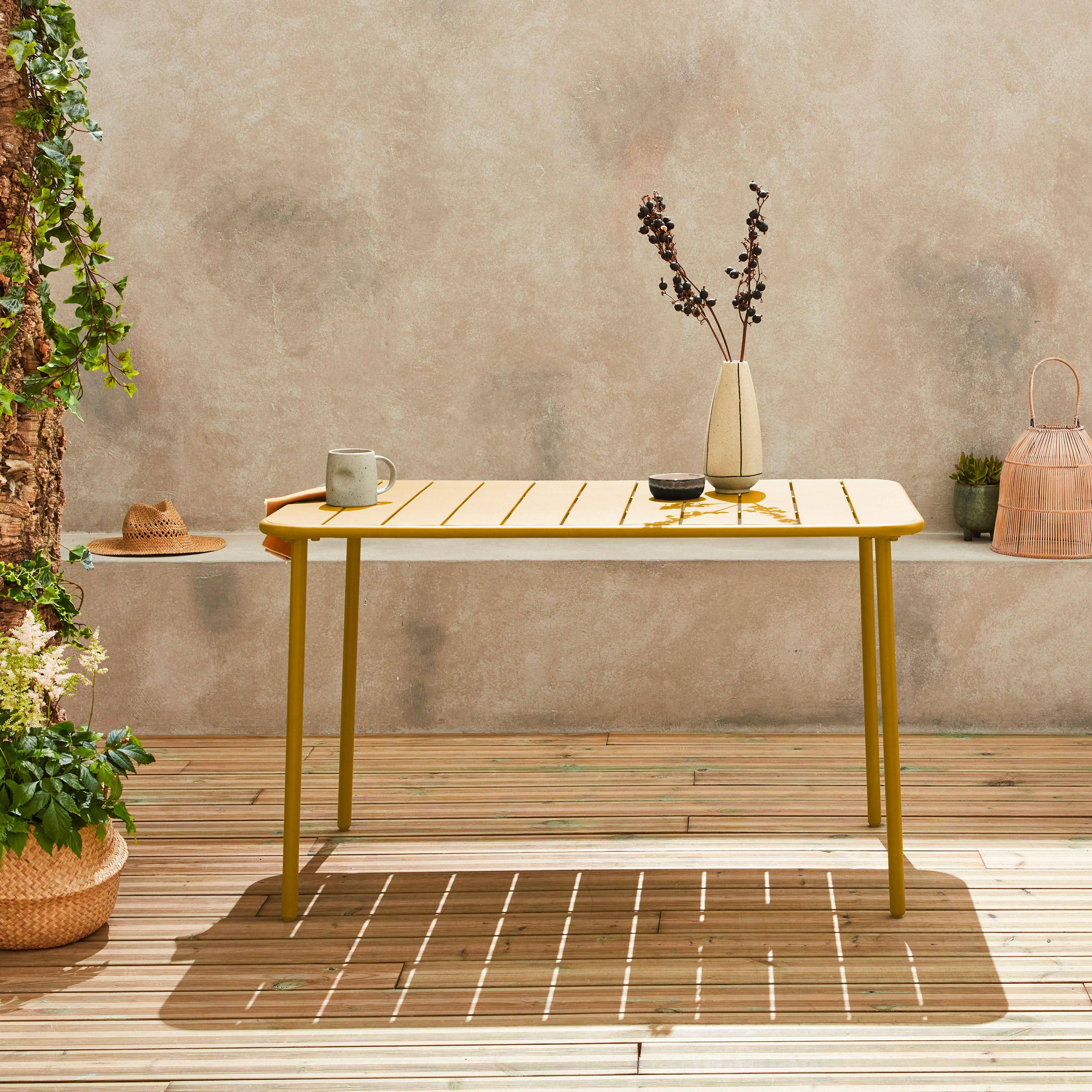 Tavolo da giardino bistrot in metallo a 4 posti, 120cm Ocra - 120x70x72.5 cm,sweeek,Photo1