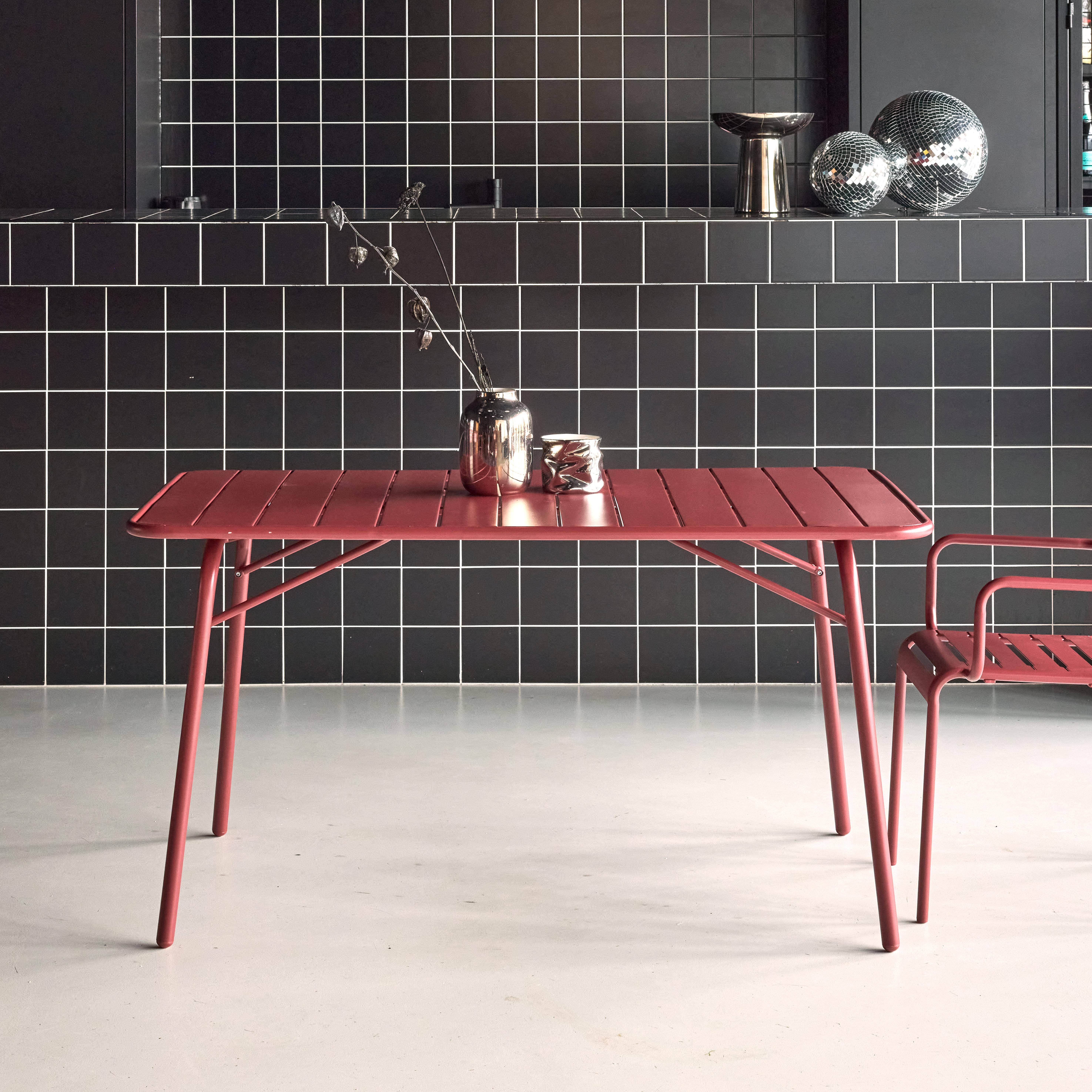 Table de jardin pliante métal 6 places, terre de sienne, Amelia, 140x80cm, traitement antirouille, lattes et bords arrondis Photo1