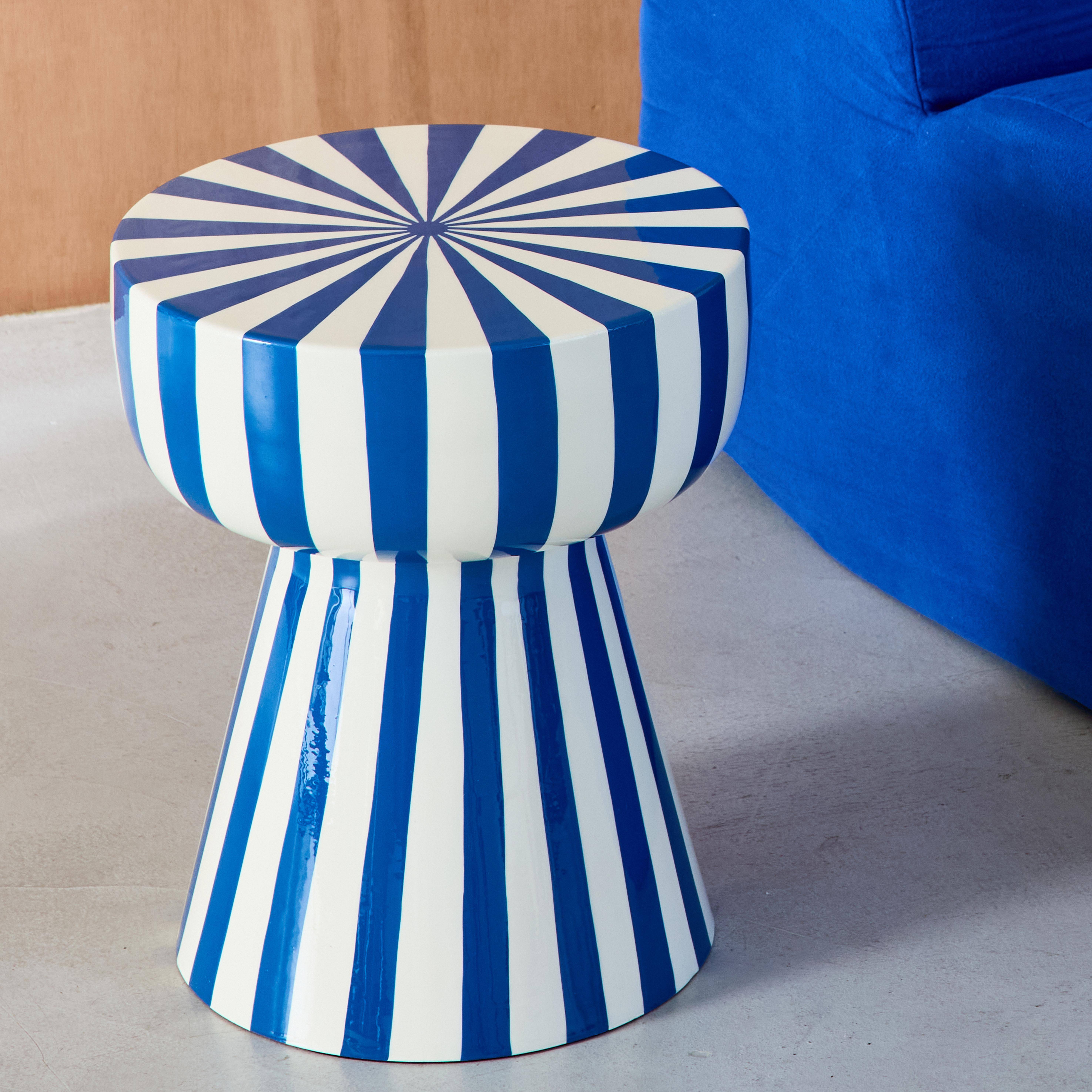 Bijzettafel, nachtkastje, geëmailleerd staal gestreept blauw en wit Ø34 x H41cm - Ziggy,sweeek,Photo4