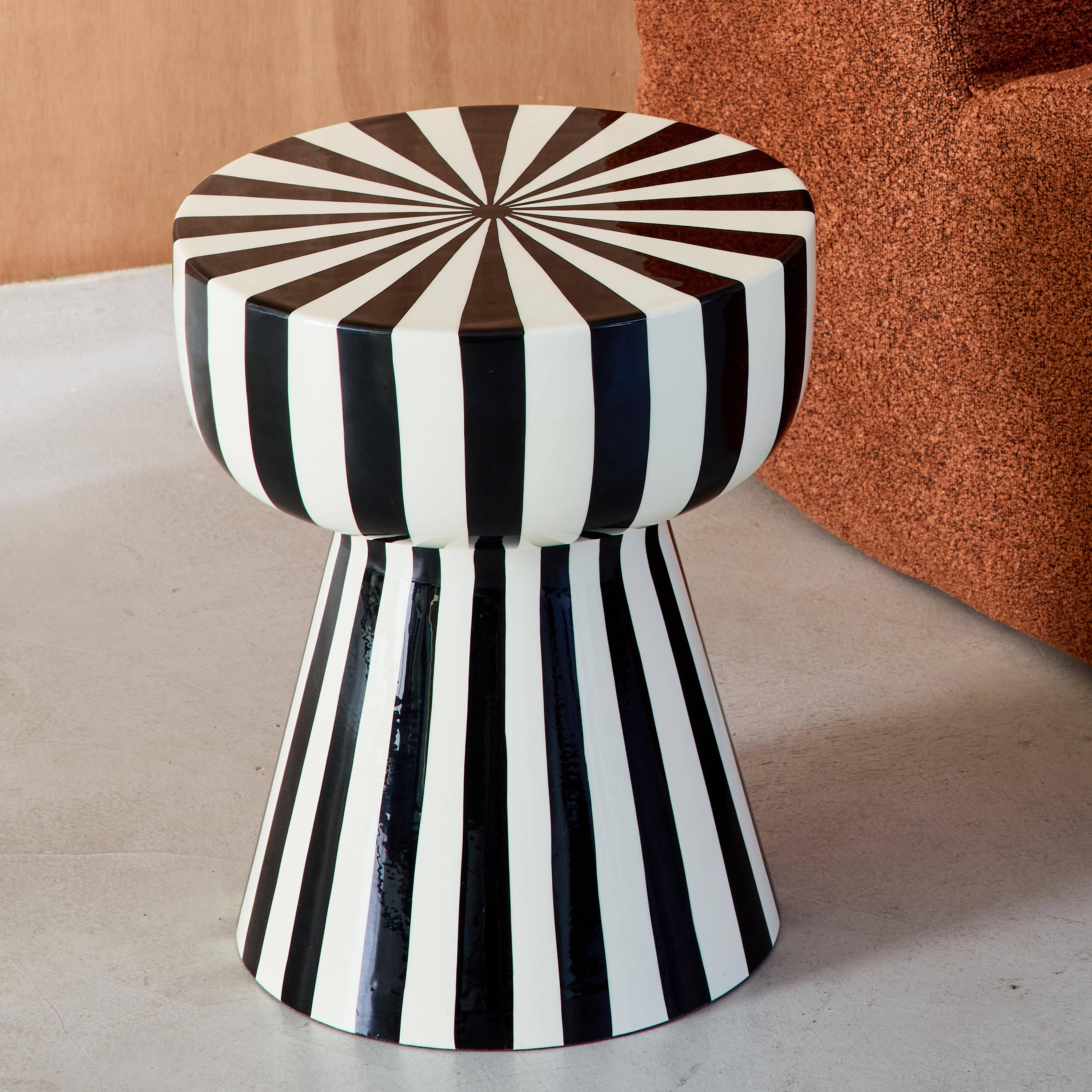 Bijzettafel, nachtkastje, geëmailleerd staal gestreept zwart en wit Ø34 x H41cm - Ziggy Photo4