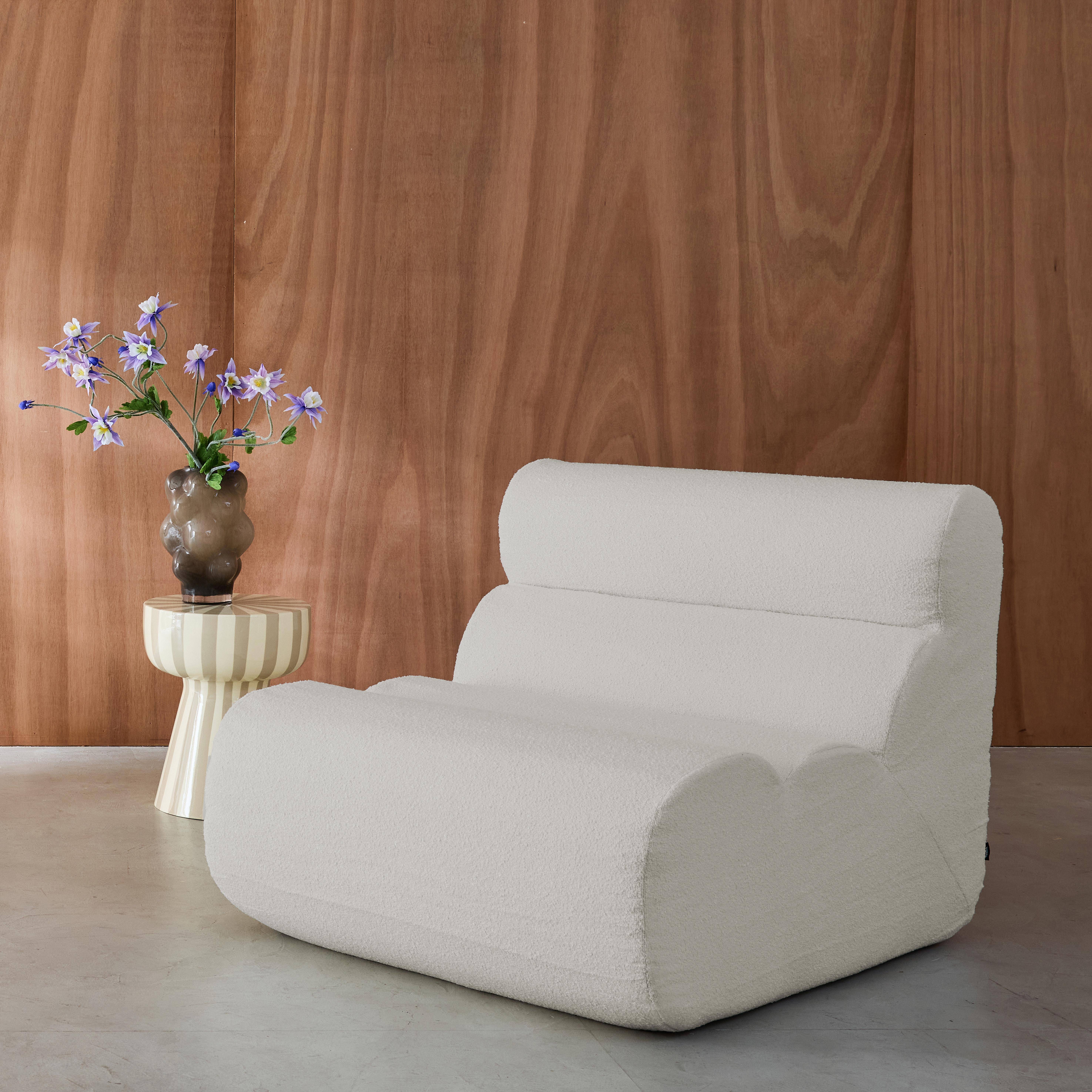 Modularer Lounge-Sessel mit strukturiertem Bouclé-Bezug in weiß B 81 x T 99 x H 75 cm - Nova,sweeek,Photo1