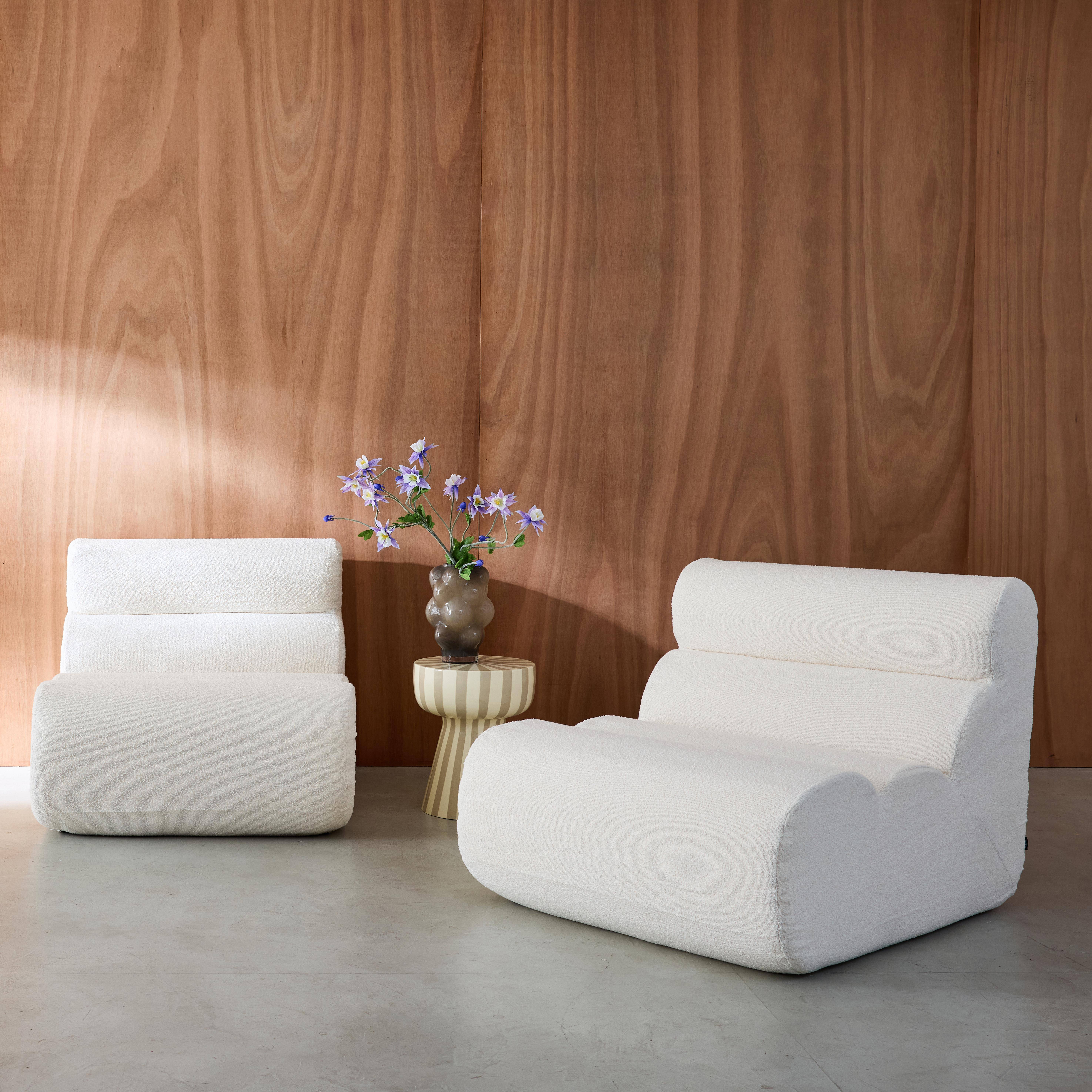 2er-Set modulare Lounge-Sessel mit strukturiertem Bouclé-Bezug in weiß B 81 x T 99 x H 75 cm - Nova Photo1