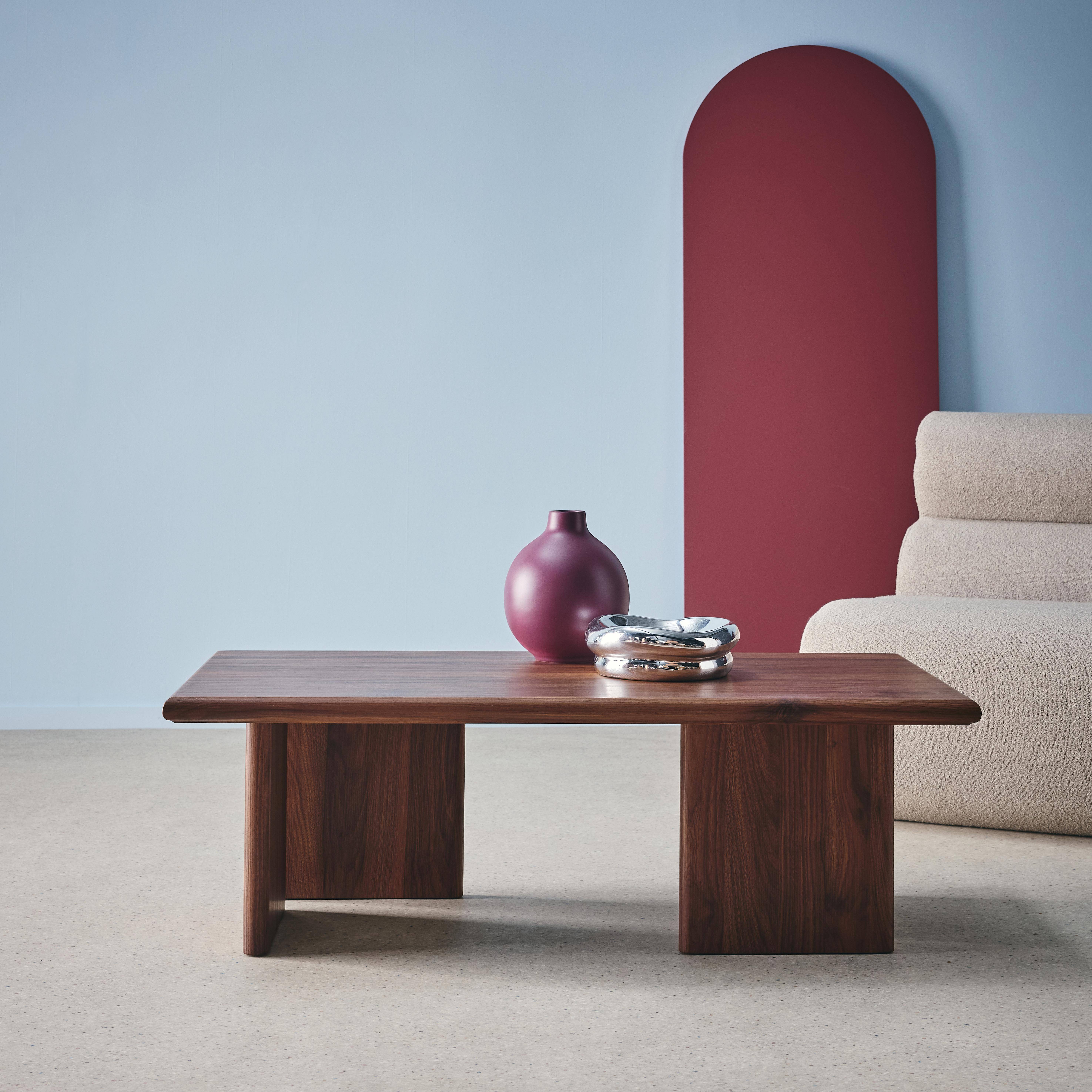 Rechteckiger Couchtisch aus MDF mit Nussbaumlook - Tilos,sweeek,Photo2