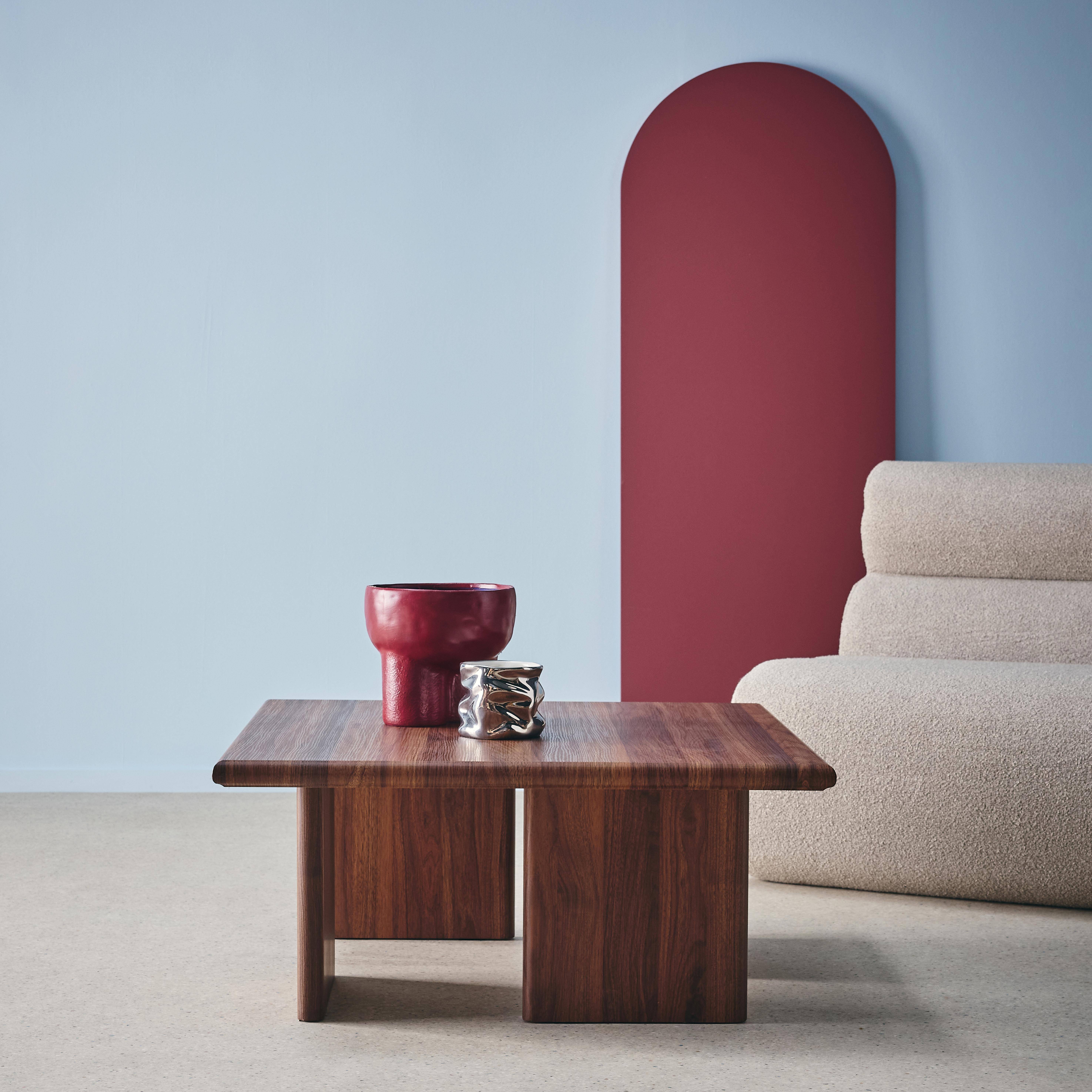 Table basse carré effet noyer 80 x 80cm Photo1