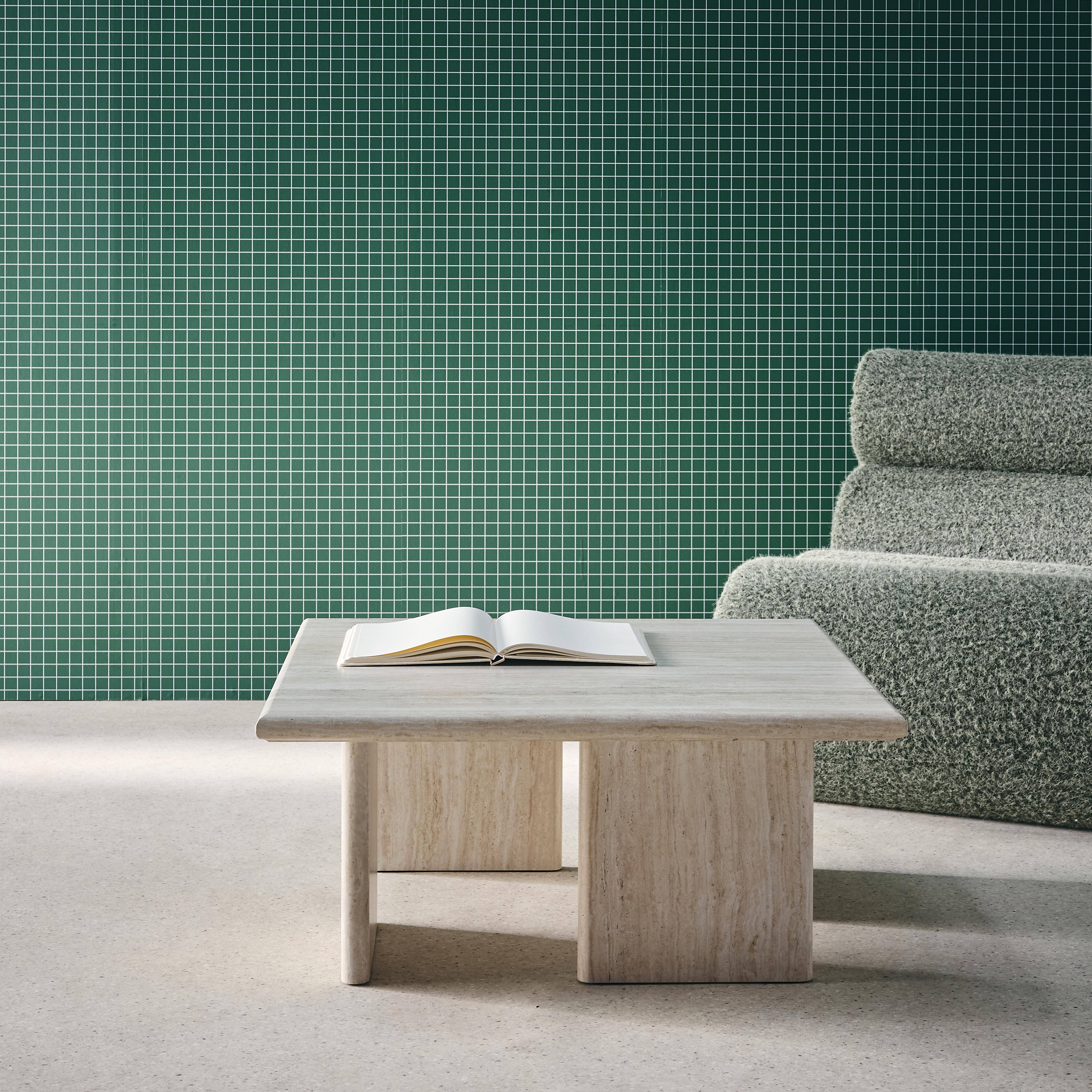 Quadratischer Couchtisch mit Travertinlook 80 x 80 cm - Tilos,sweeek,Photo1