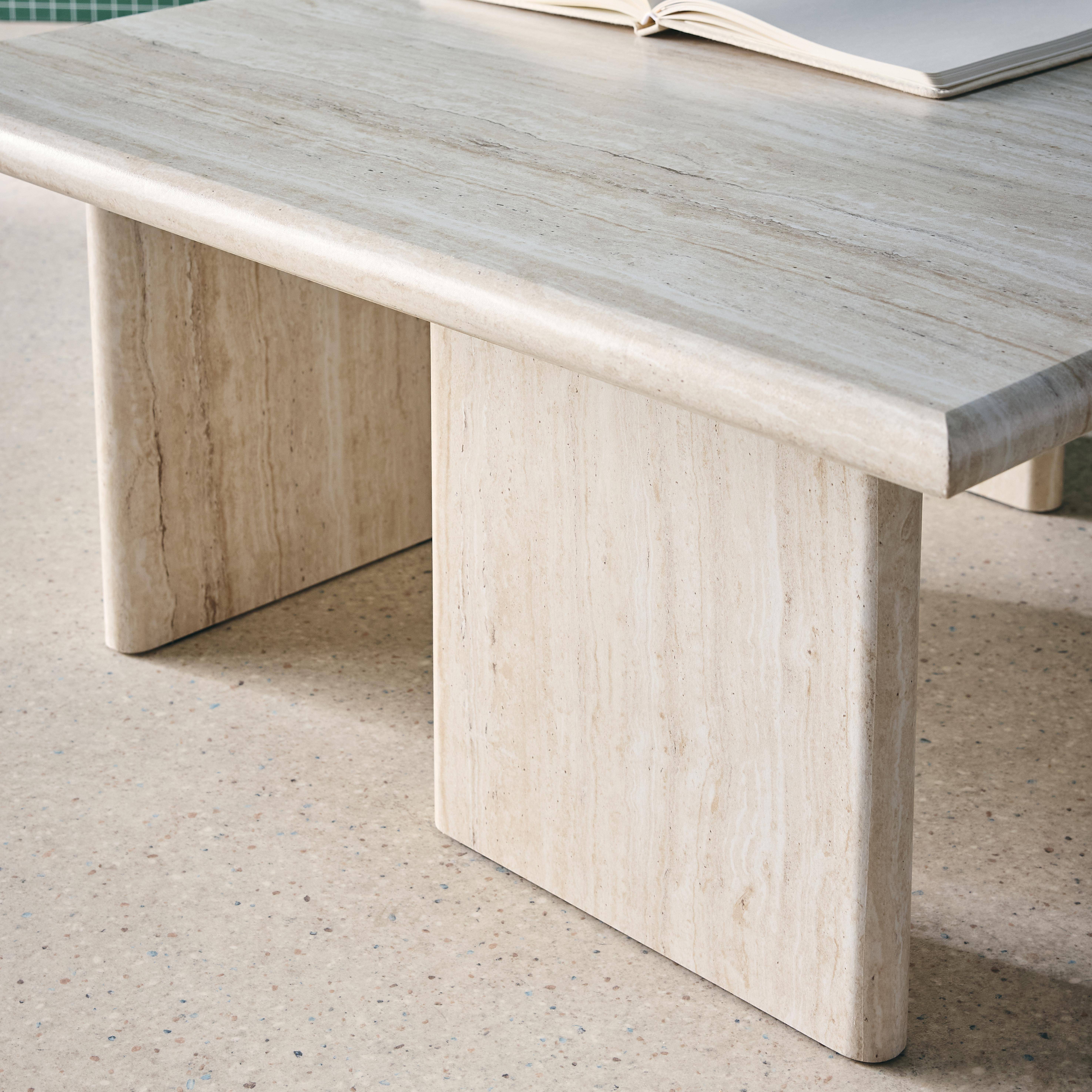 Quadratischer Couchtisch mit Travertinlook 80 x 80 cm - Tilos Photo4