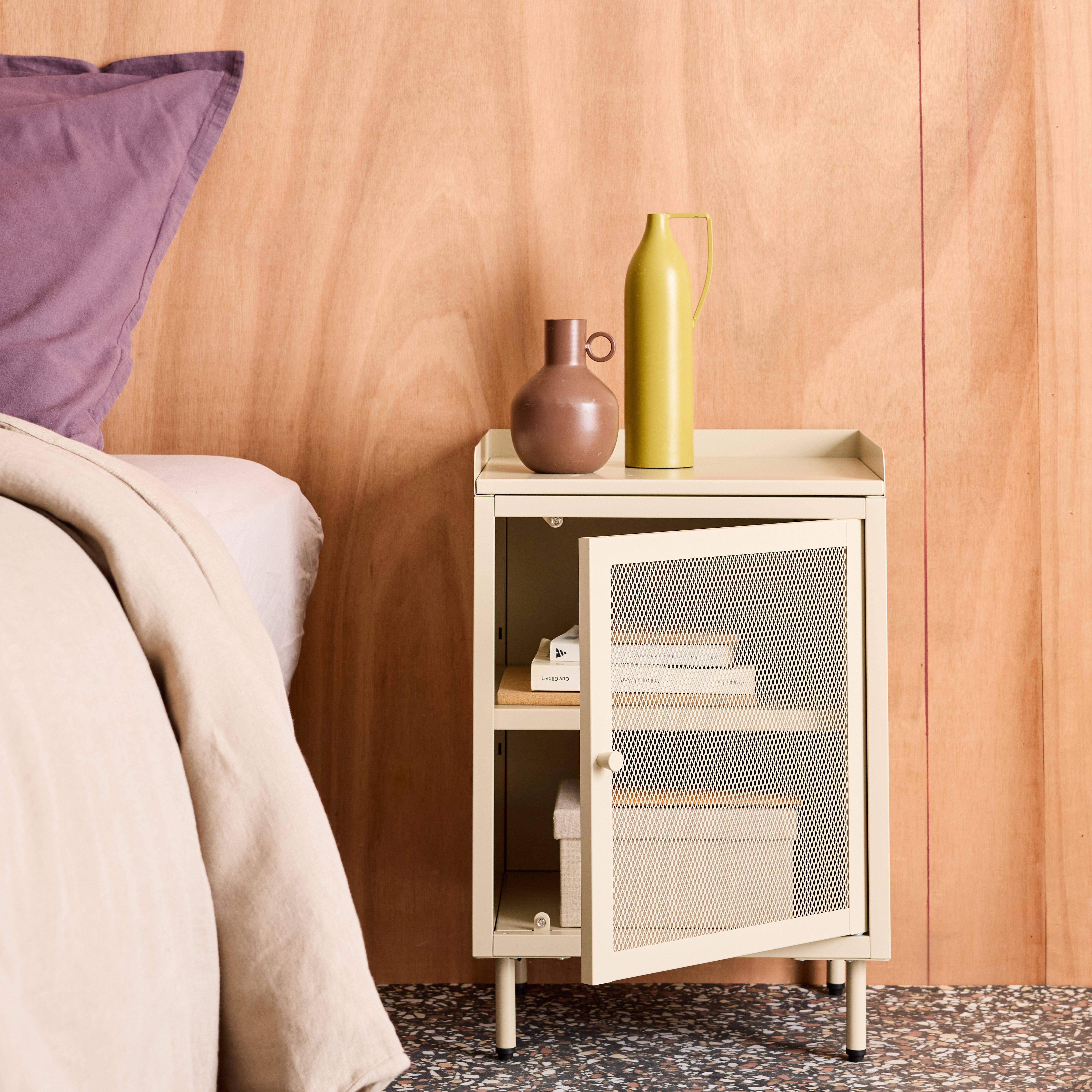 Table de chevet industrielle métal crème 1 porte grillagée, 40 x 37 x 58,5 cm - Ohio,sweeek,Photo2