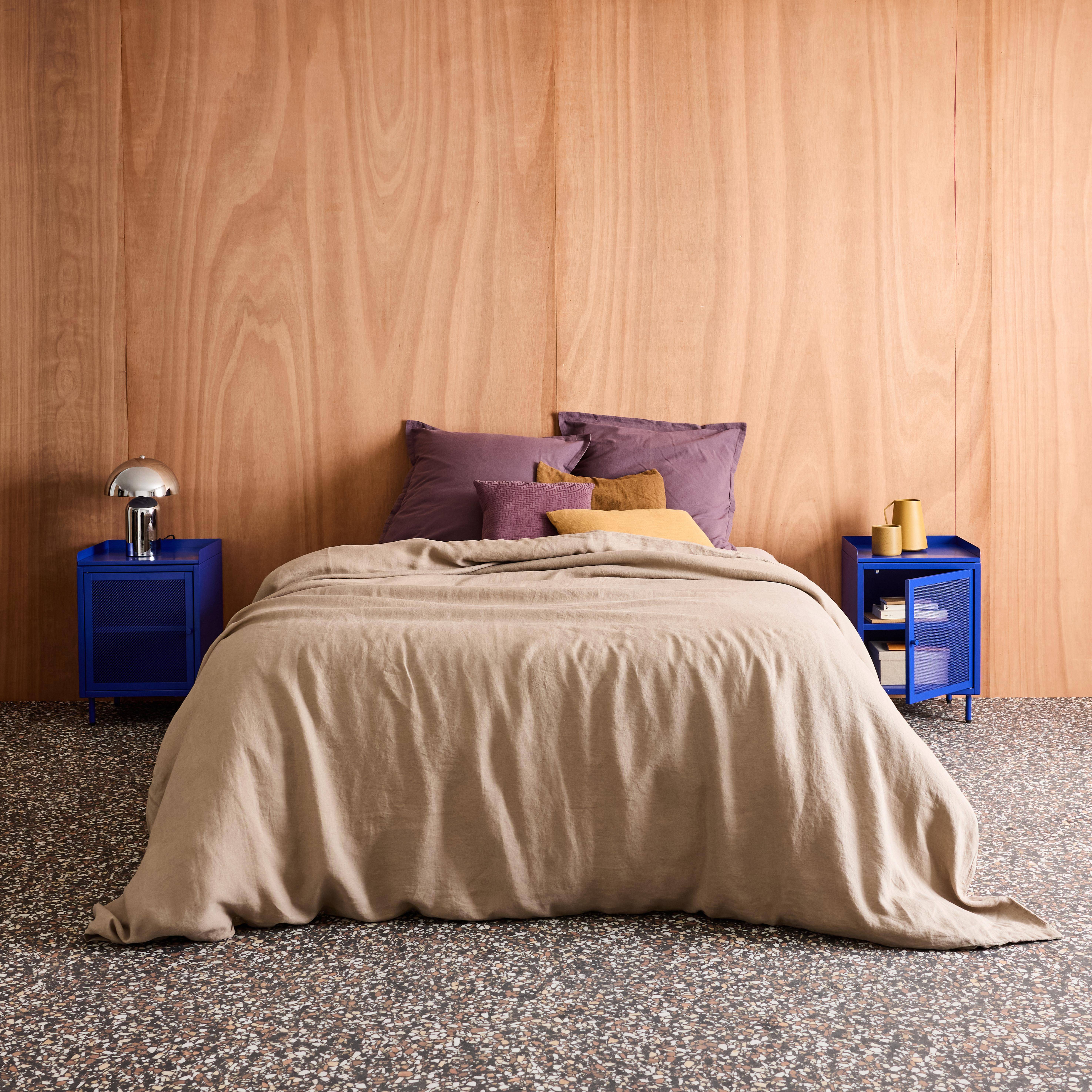 Lot de 2 tables de chevet industrielles métal bleu 1 porte grillagée, 40 x 37 x 58,5 cm - Ohio Photo2