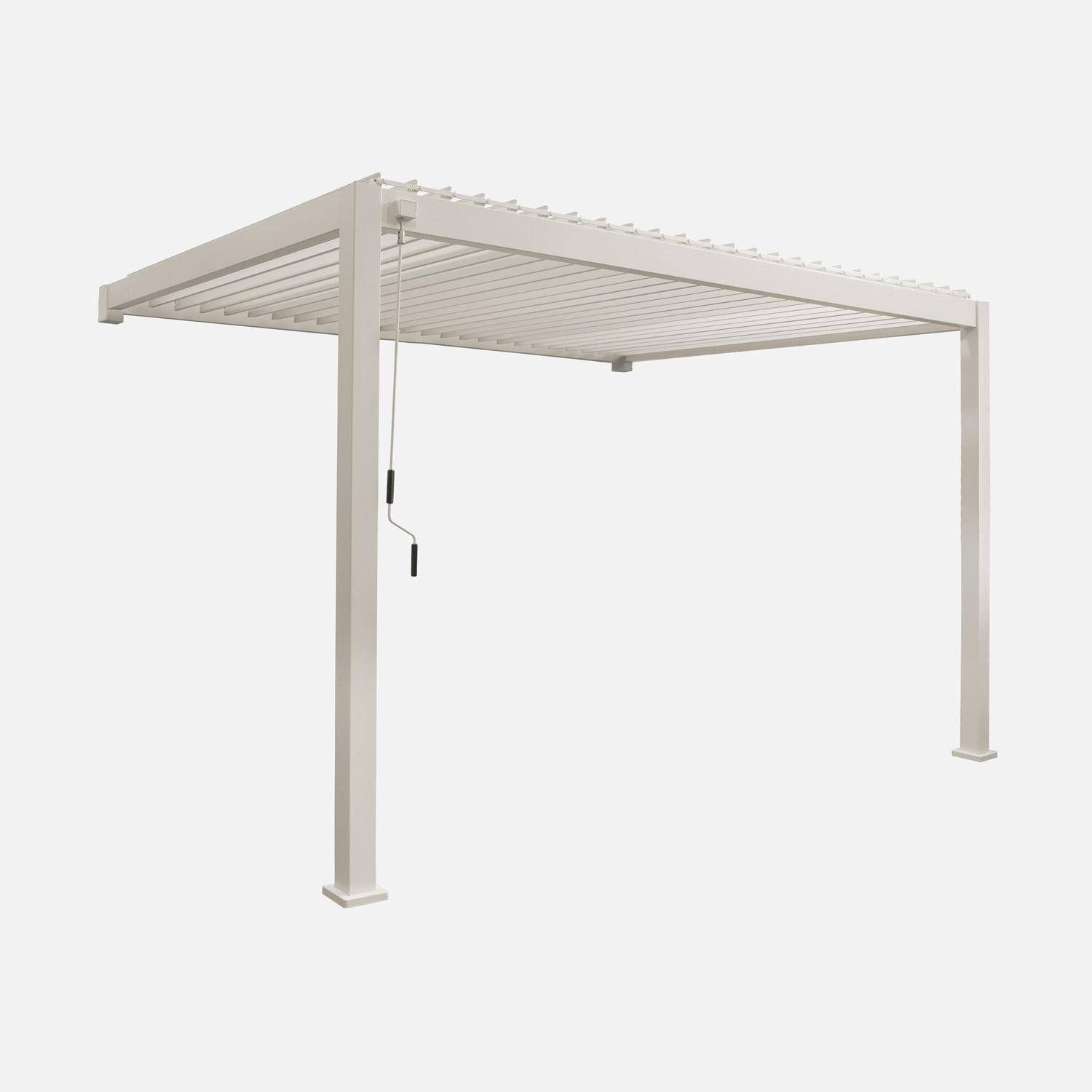 Pergola bioclimatique aluminium beige adossée lames orientables 4x3m Triomphe  Photo2