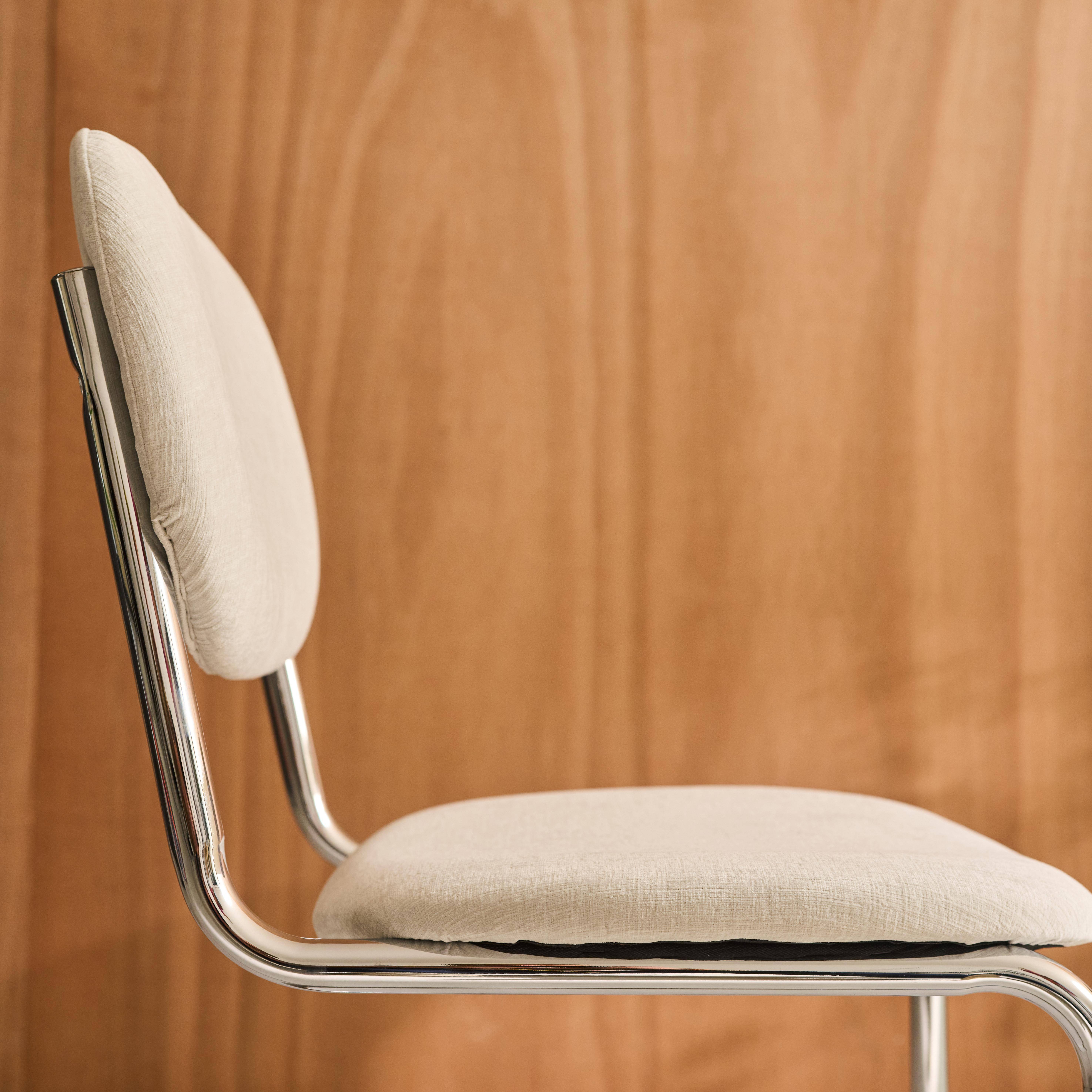 Zestaw 2 krzeseł z metalową ramą, obiciem z tkaniny beżowa szenilowej i chromowanymi nóżkami – dł. 47 x gł. 54,5 x wys. 81 cm – Maloa,sweeek,Photo5