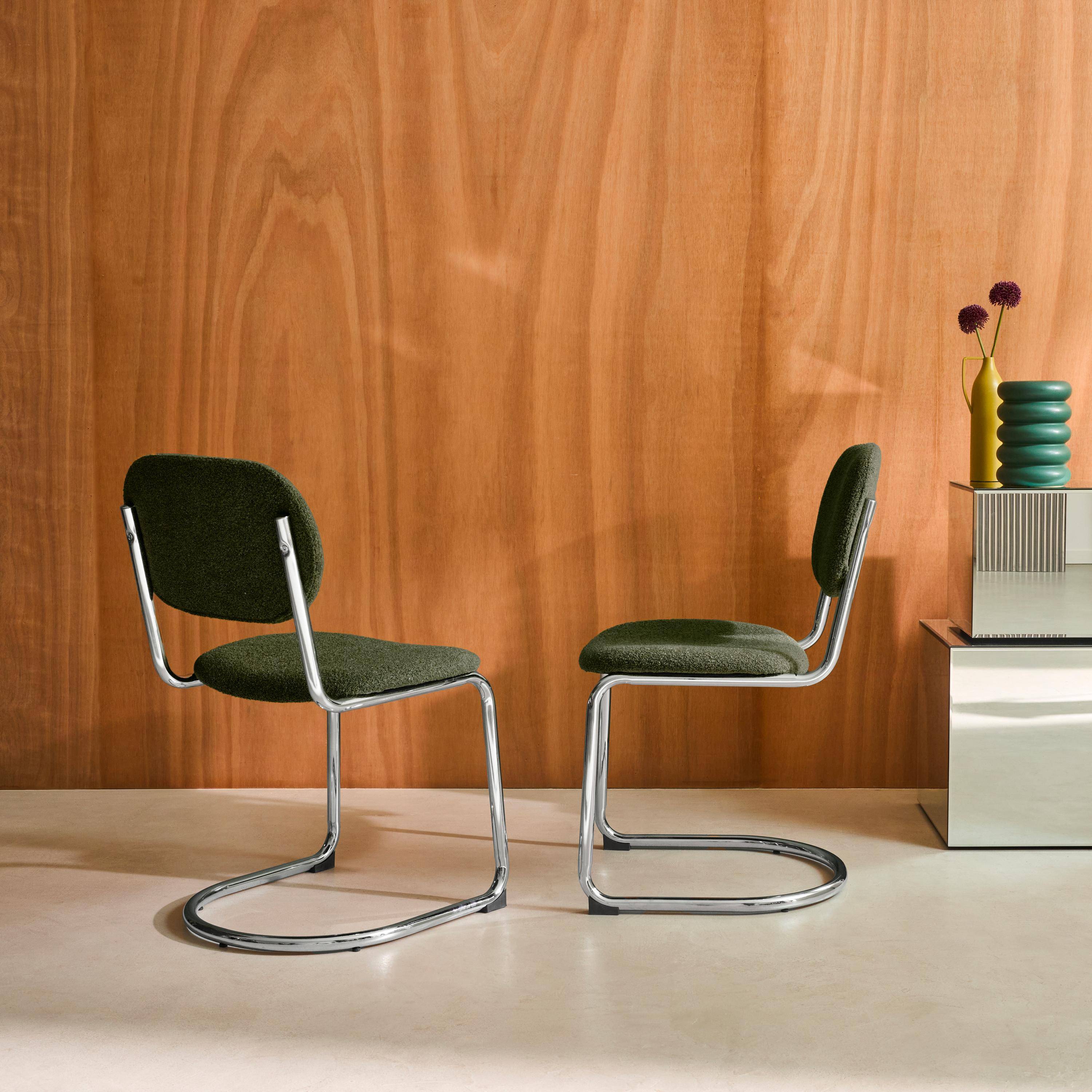 Lot de 2 chaises cantilever arrondie métal, bouclette texturée kaki et pieds chromés - L 47 x P 54.5 x H 81cm - Maloa Photo2