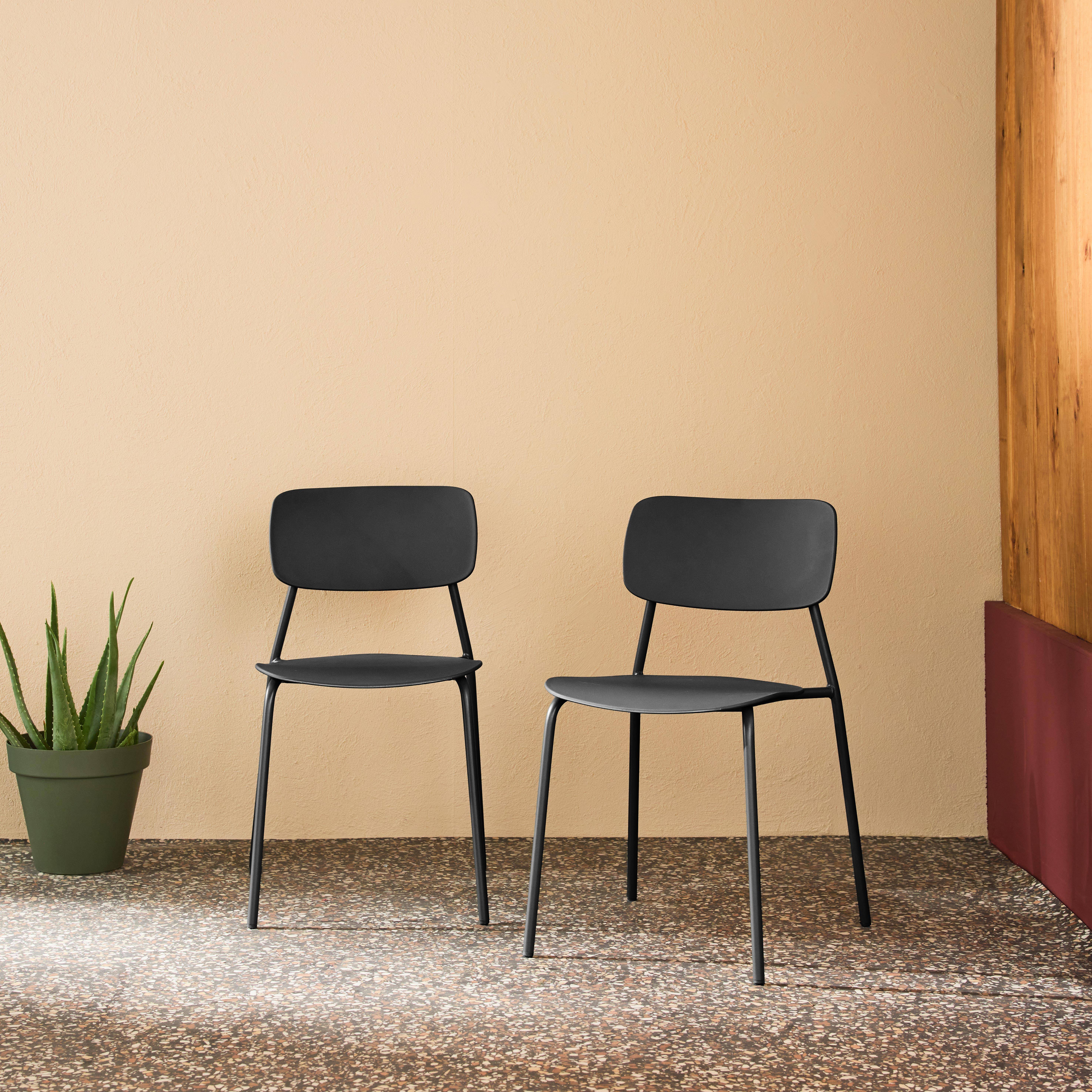 Lot de 2 chaises de jardin empilables acier anthracite et plastique - Liva Photo1
