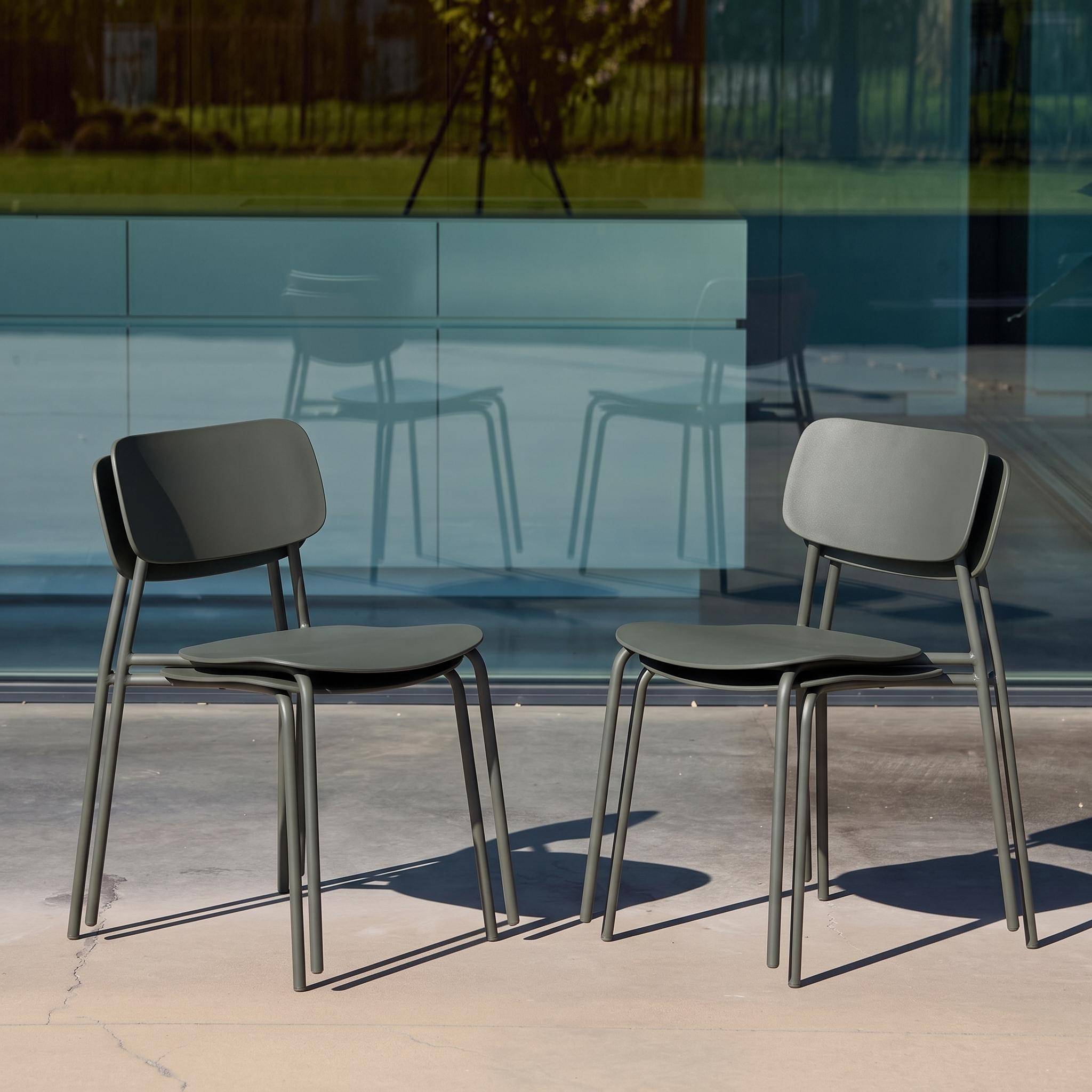 Silla de jardín apilable de acero y plástico, set de 4 Verde kaki - 49x44x78.5 cm,sweeek,Photo2