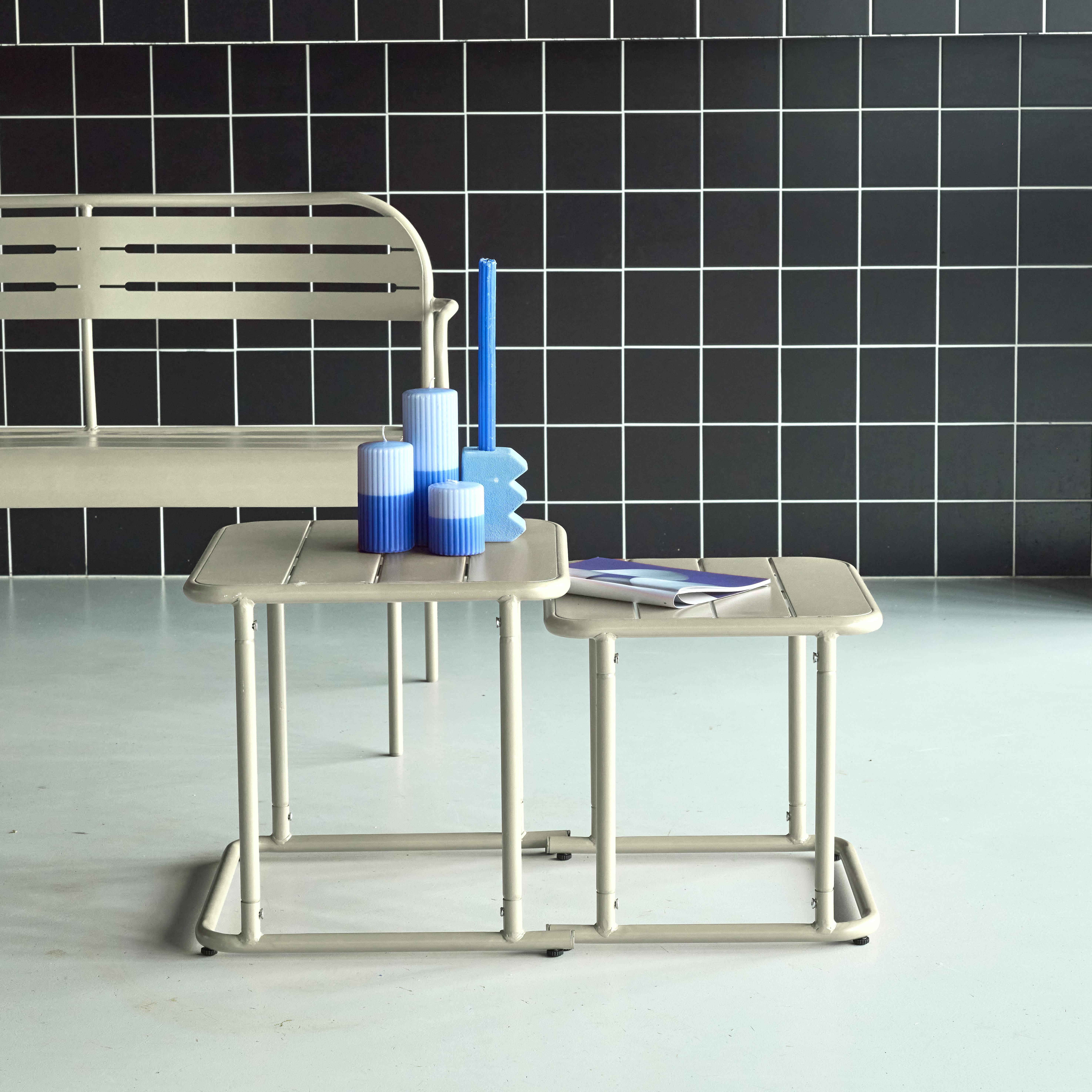 Quadratische Satztische für den Außenbereich aus Stahl 45 cm, beige - Amelia Photo1