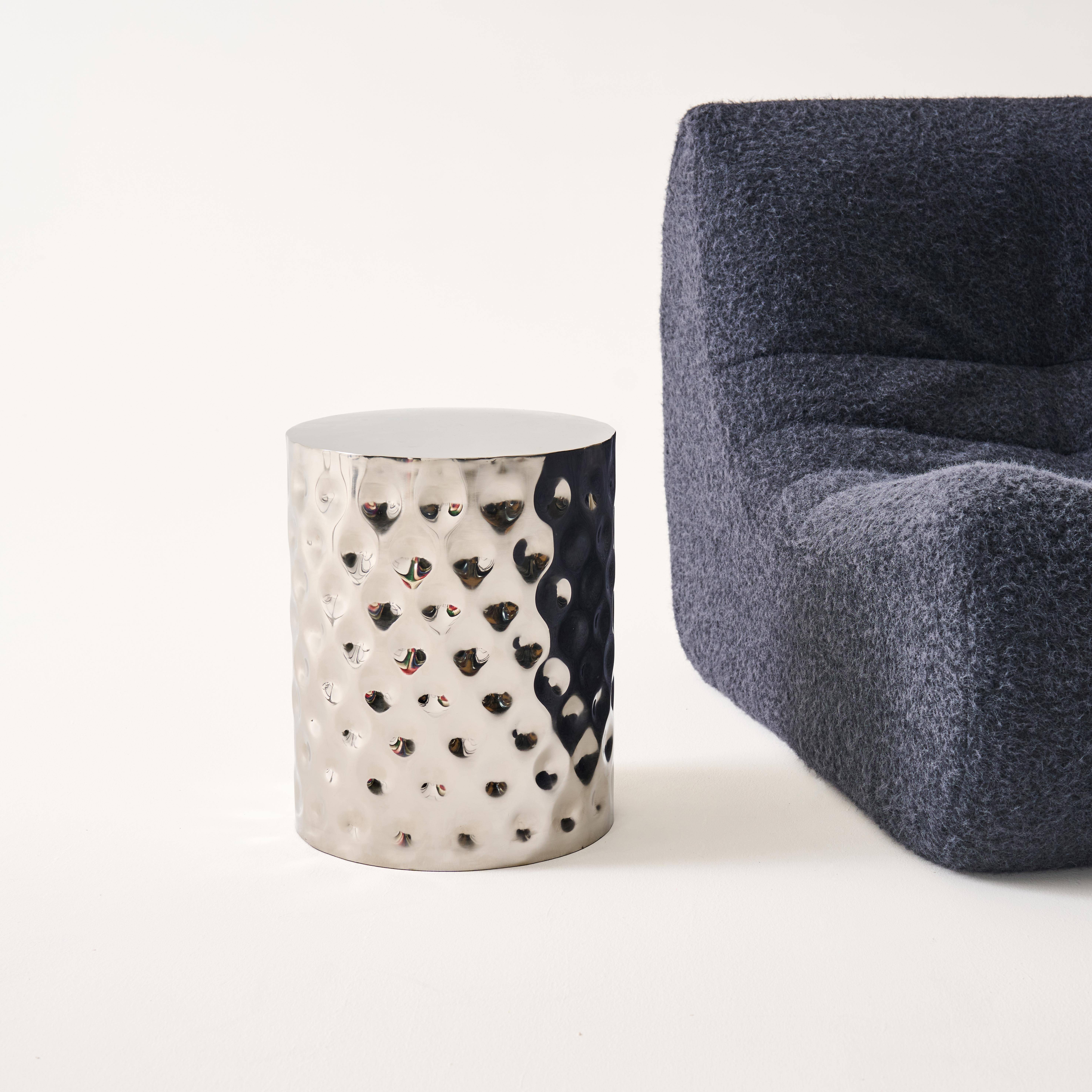 Side table, end table, bedside table in chrome-plated enameled steel Ø33 x H 41cm, Mira, Pearl Grey, 33x33x41 cm Photo3