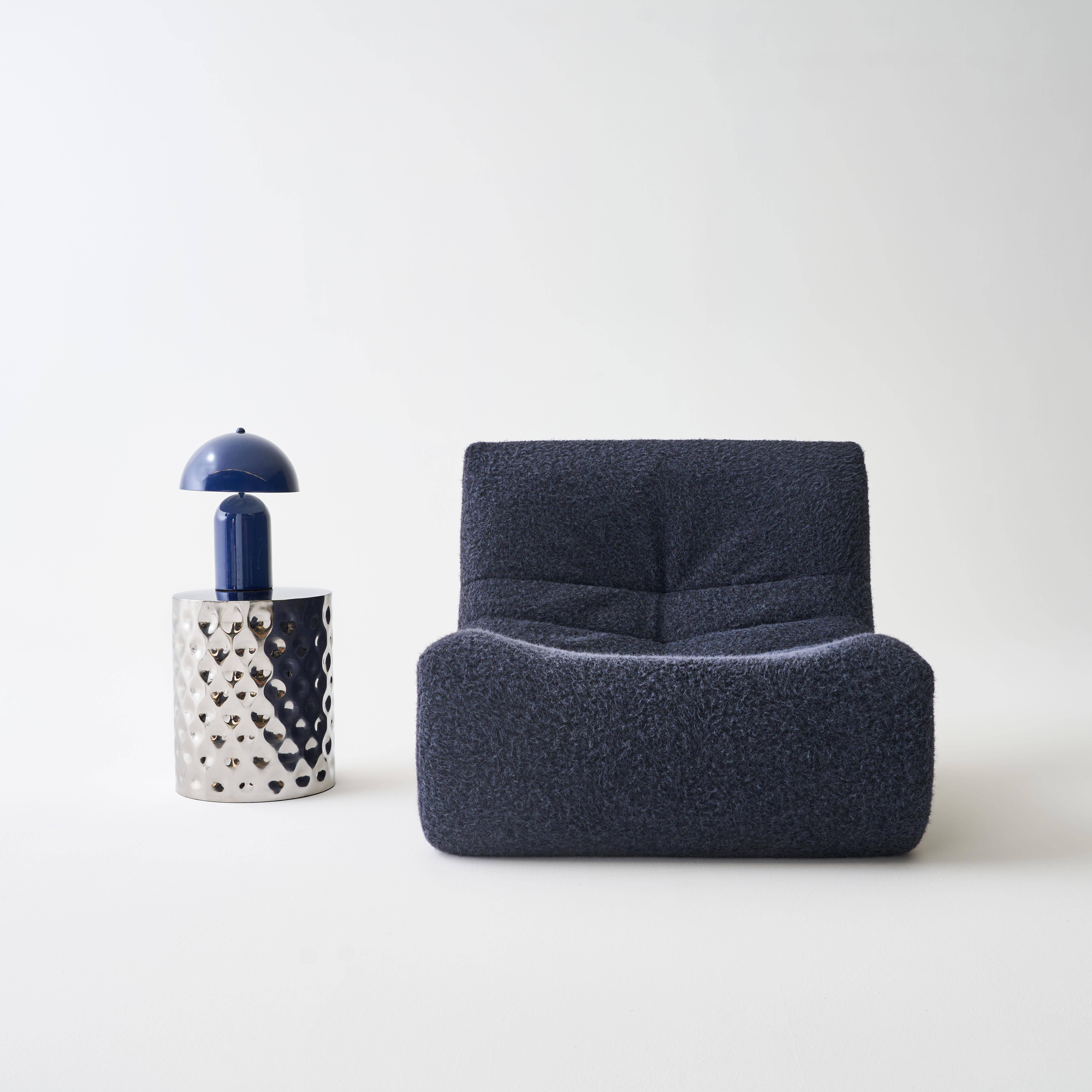 Side table, end table, bedside table in chrome-plated enameled steel Ø33 x H 41cm, Mira, Pearl Grey, 33x33x41 cm Photo1