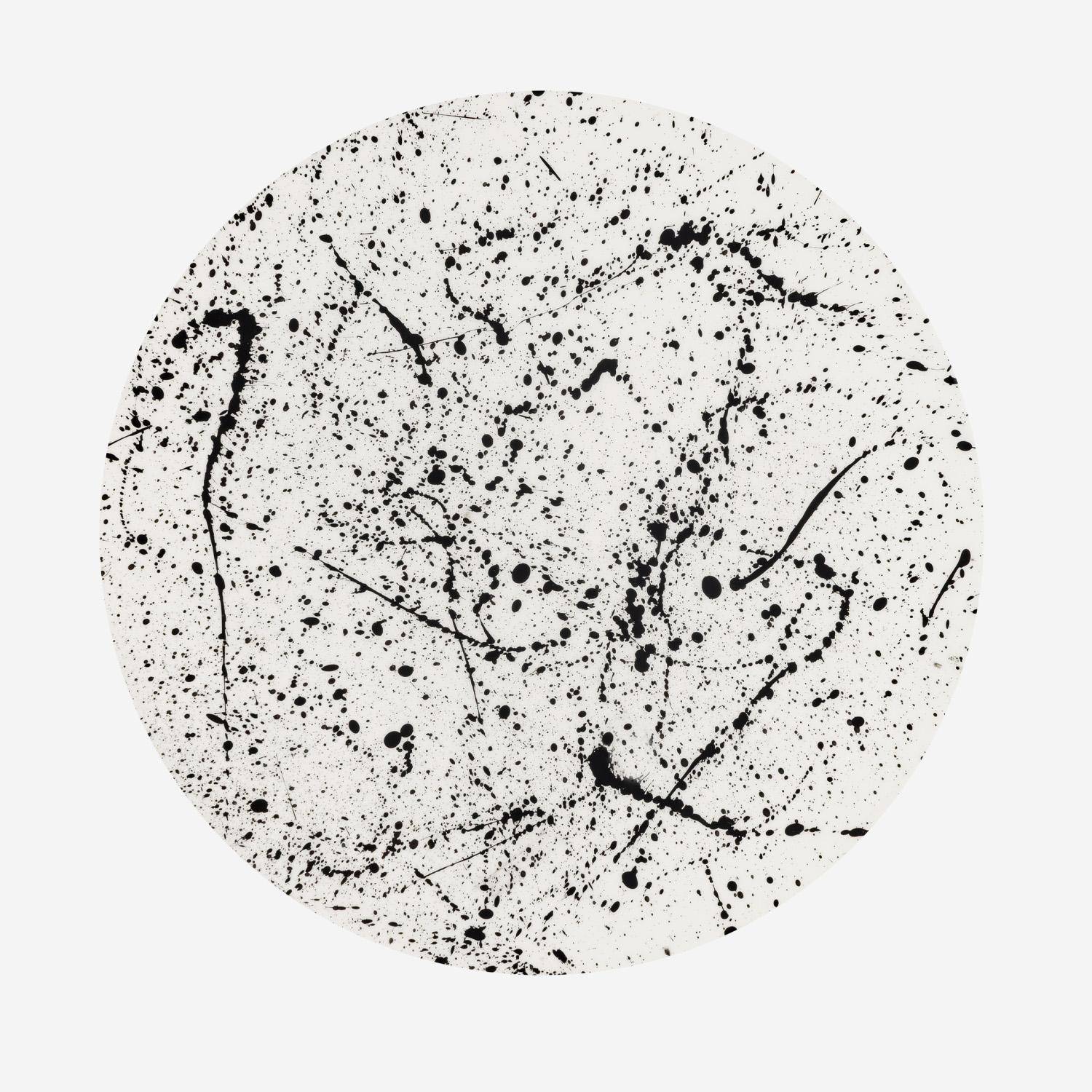 Mesa auxiliar, mesita de noche de acero esmaltado, diseño moteado, Zina, Negro, 33x33x47 cm Photo2
