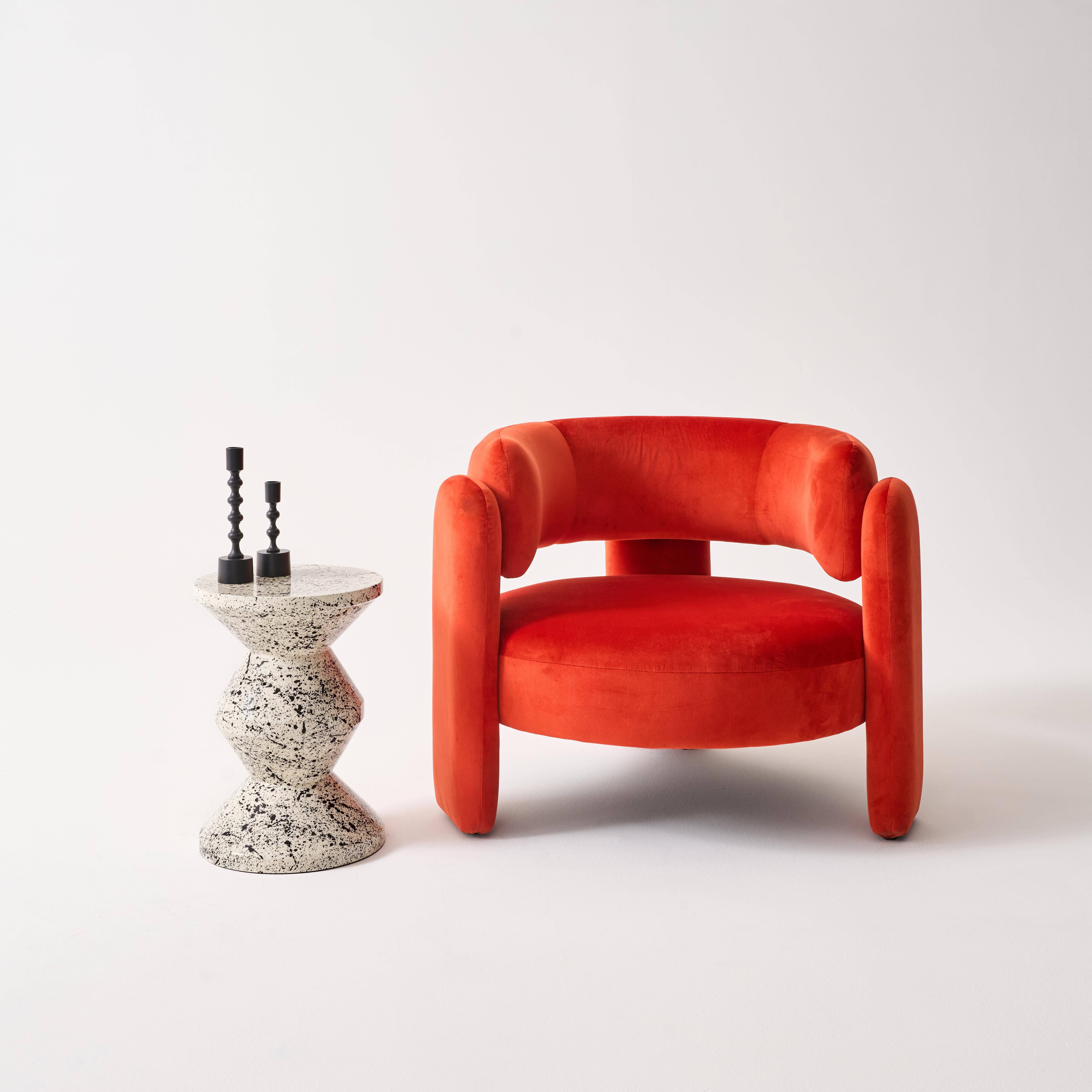 Mesa auxiliar, mesita de noche de acero esmaltado, diseño moteado, Zina, Negro, 33x33x47 cm Photo1