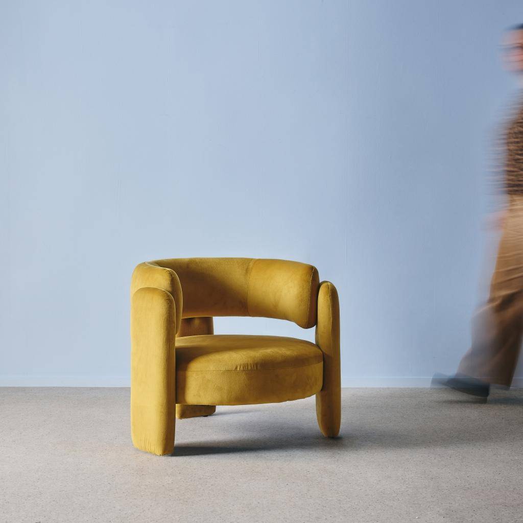 Driepoot fauteuil in fluweel mosterdgeel L 92 x B 86 x H 71,5cm - Mellow Photo1
