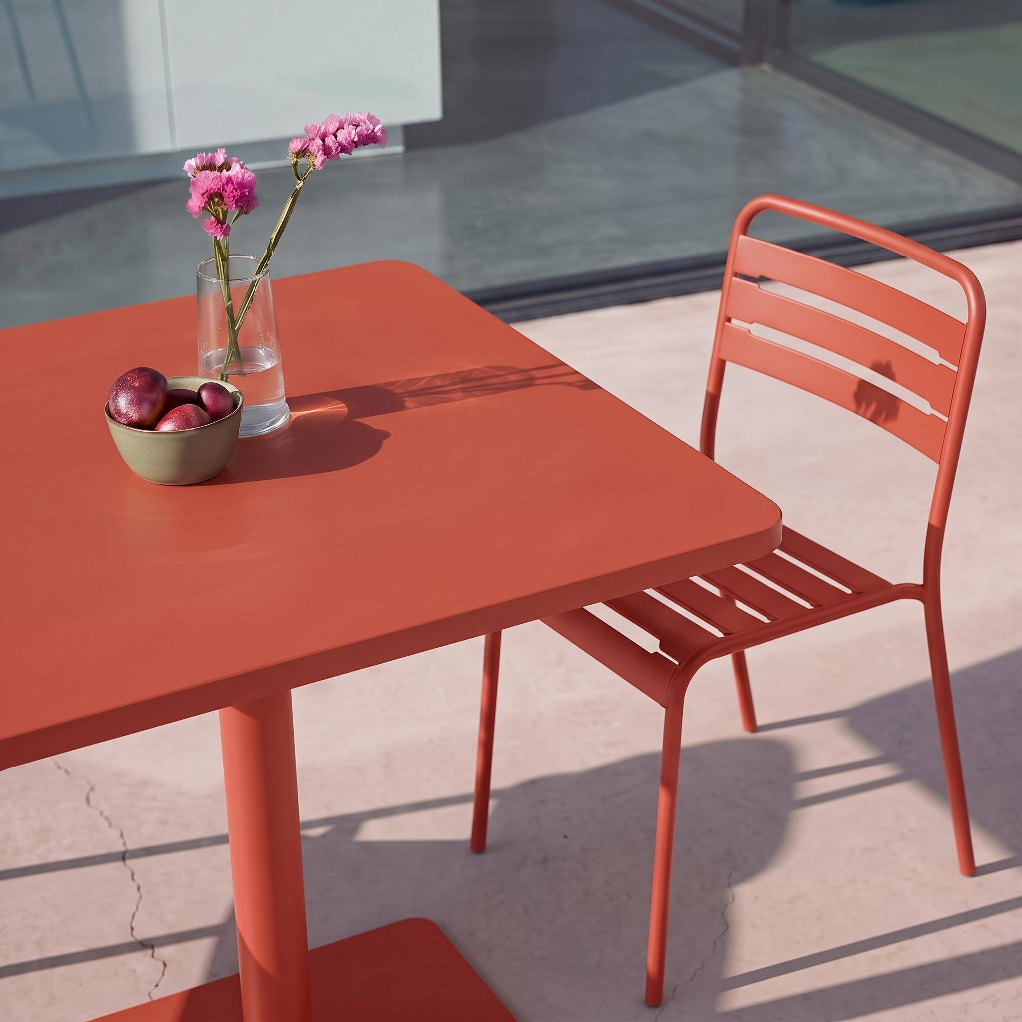 Set tavolo da giardino quadrato in acciaio con 2 sedie Terracotta - 70x70x73 cm Photo2