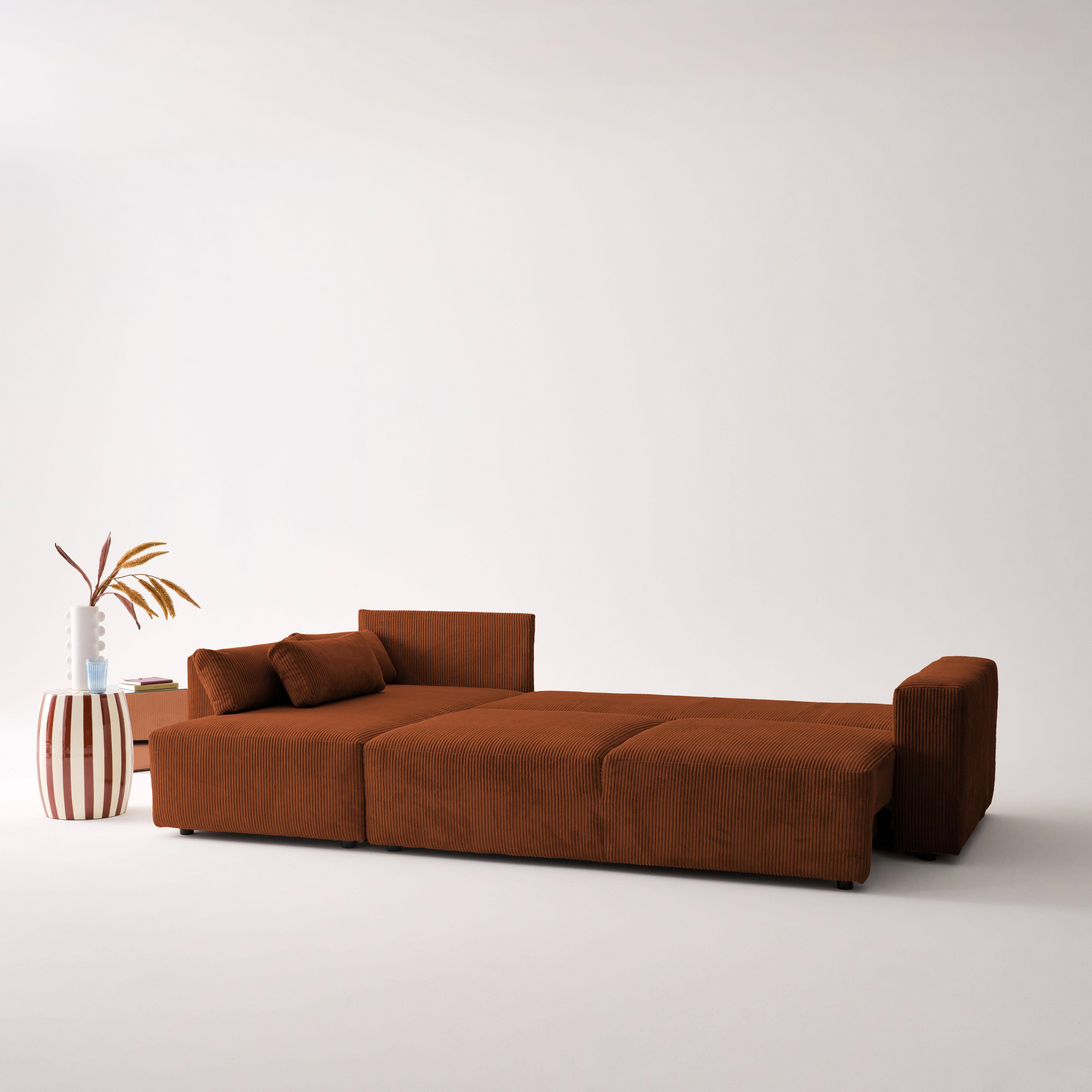5-Sitzer Ecksofa mit Schlaffunktion und Cordbezug in camel, Recamiere beidseitig montierbar - Theo Photo3