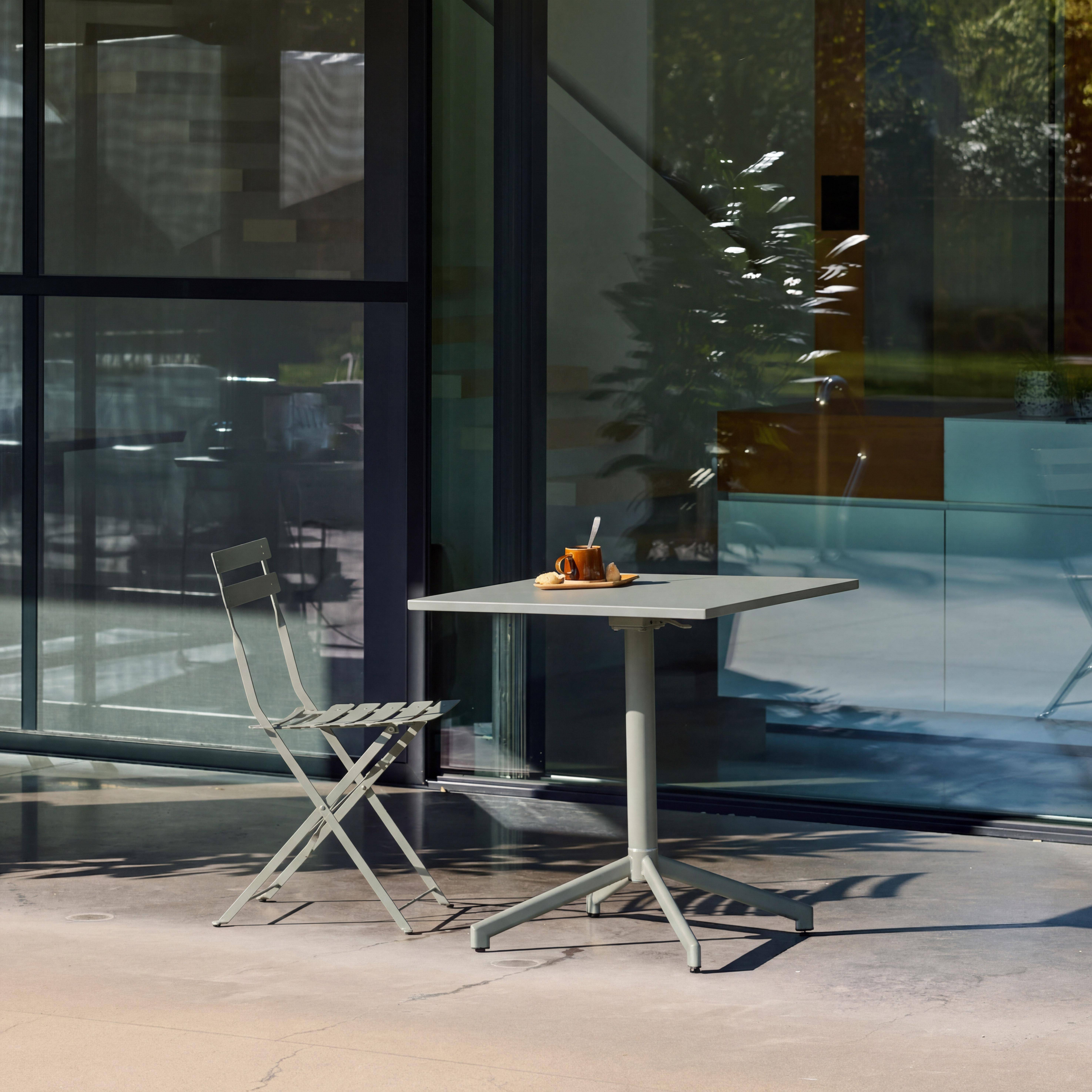 Bistrotuintafel van staal opklapbaar voor 2 personen kaki 70 x 70 x 74 cm - Chiara Photo1