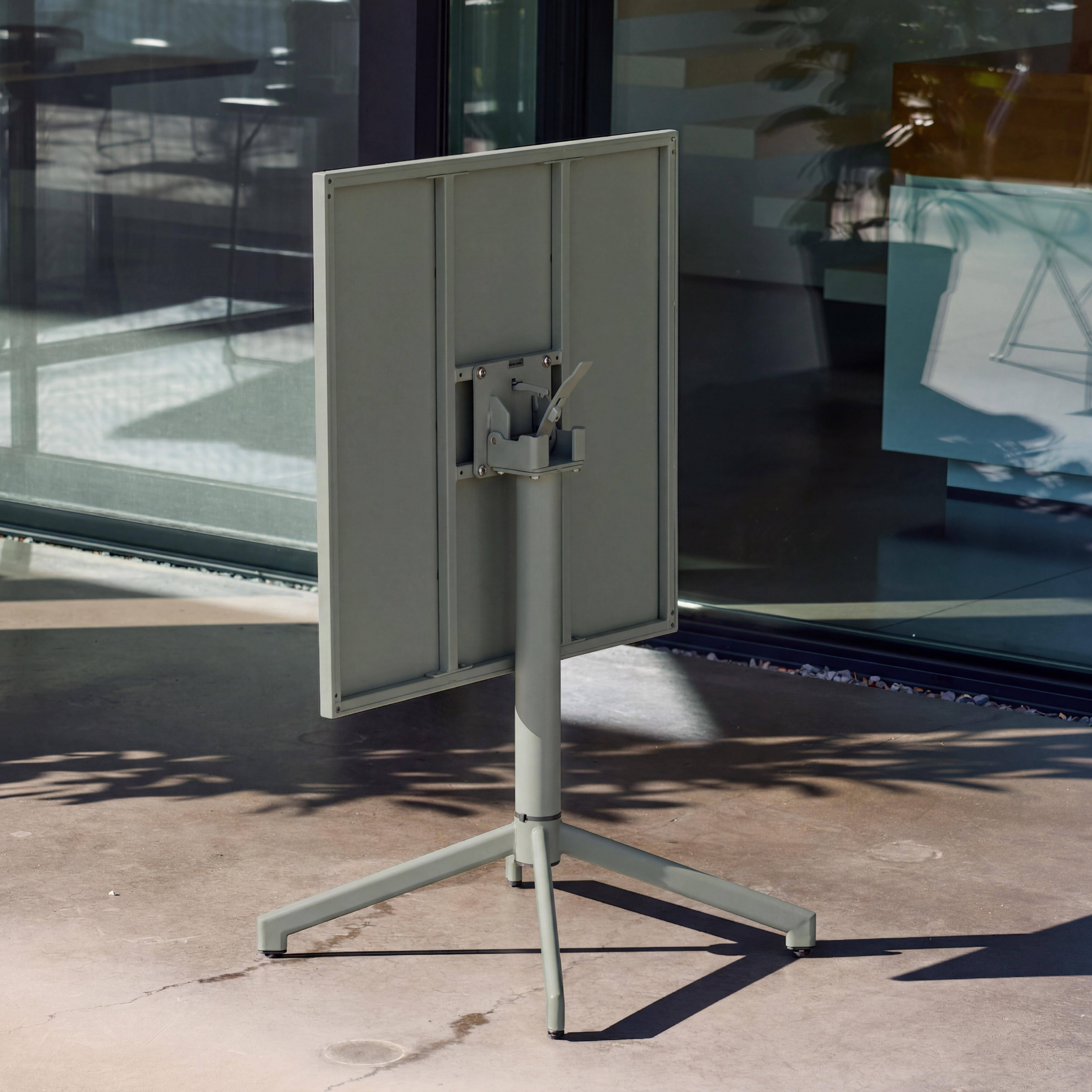 Bistrotuintafel van staal opklapbaar voor 2 personen kaki 70 x 70 x 74 cm - Chiara,sweeek,Photo5