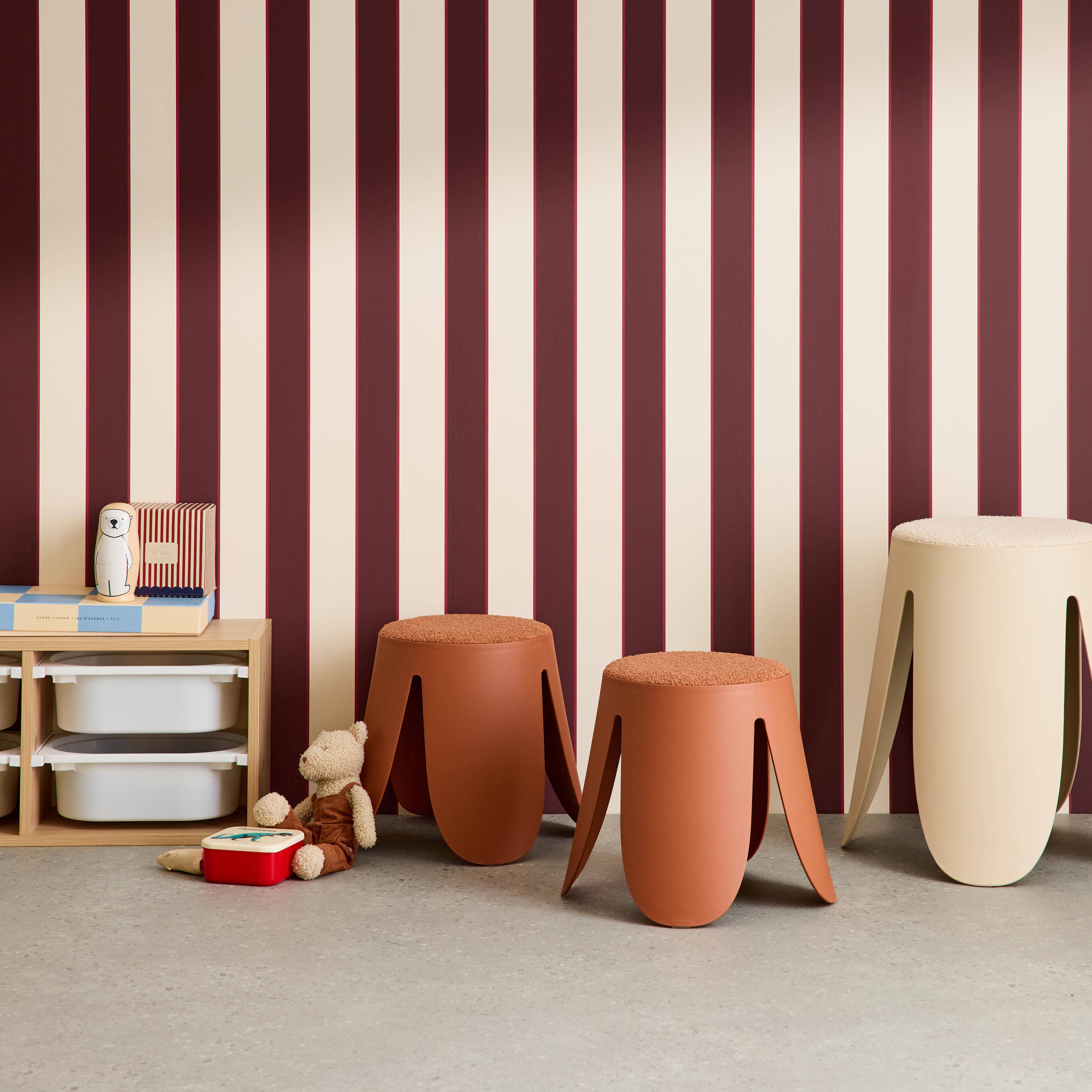 Zestaw 2 stołków dla dzieci z polipropylenu i teksturowanej tkaniny bouclé kolor terakota – Niki Kids Photo1