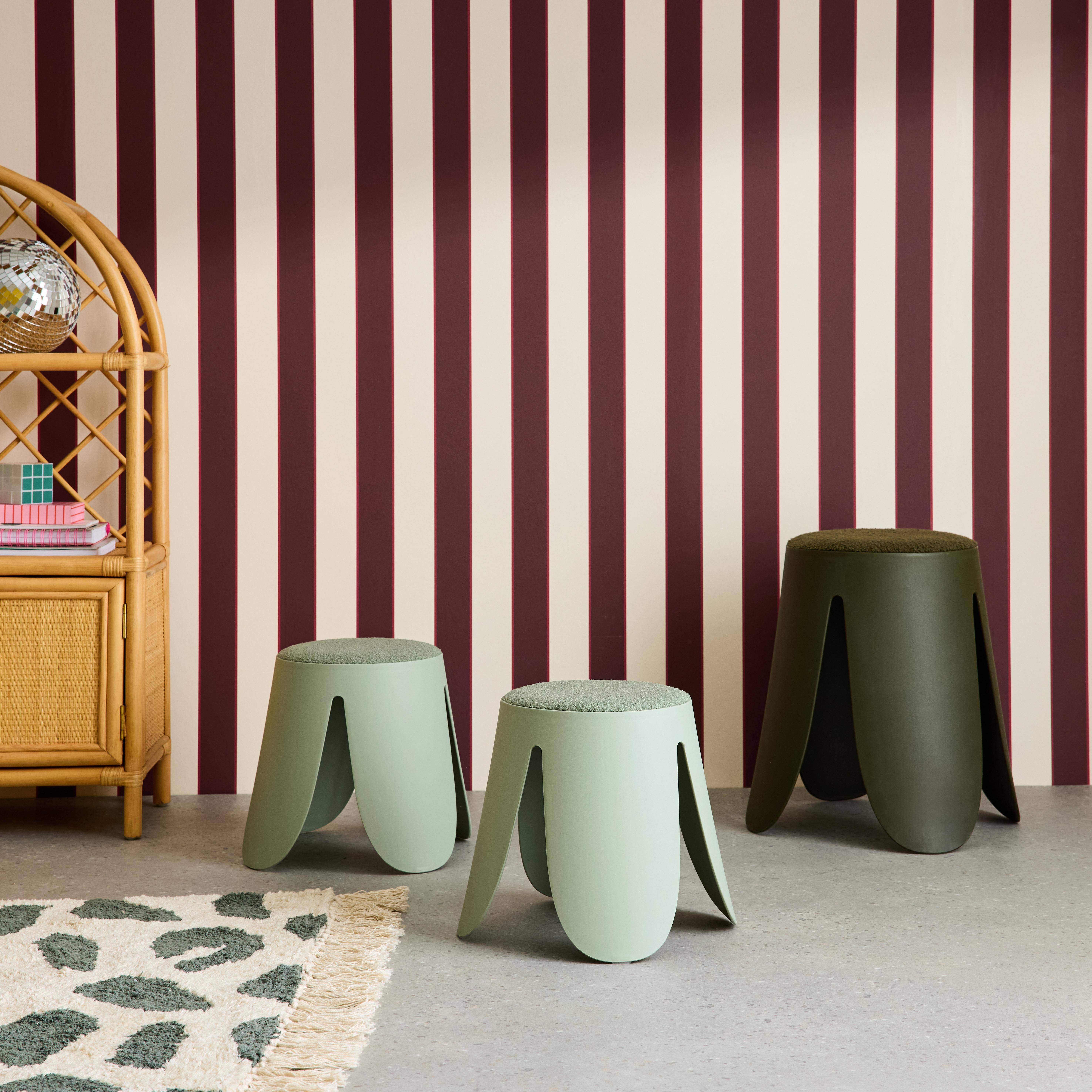 Zestaw 2 stołków dla dzieci z polipropylenu i teksturowanej tkaniny bouclé kolor seledynowy – Niki Kids Photo1