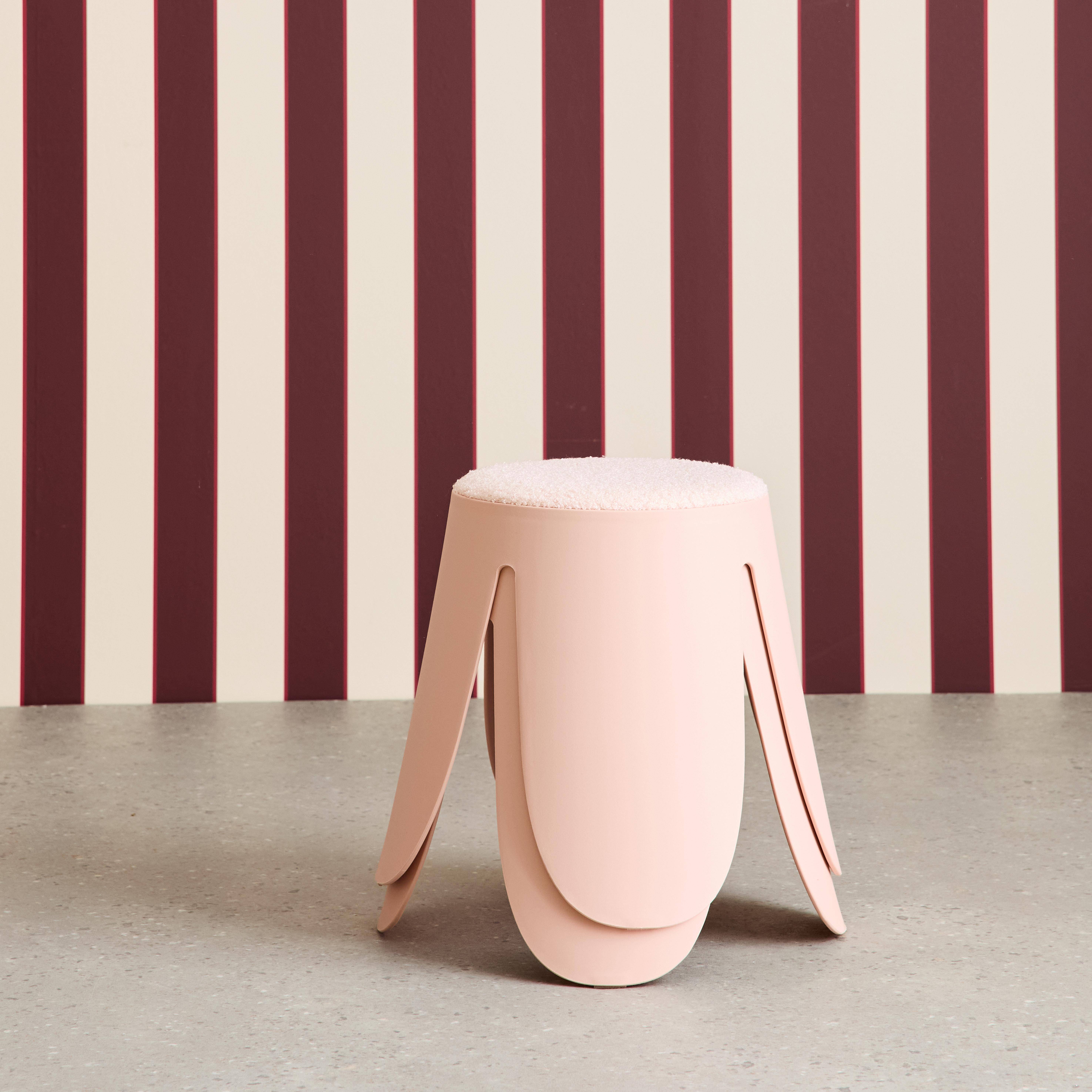 Zestaw 2 stołków dla dzieci z polipropylenu i teksturowanej tkaniny bouclé kolor jasnoróżowy – Niki Kids,sweeek,Photo4