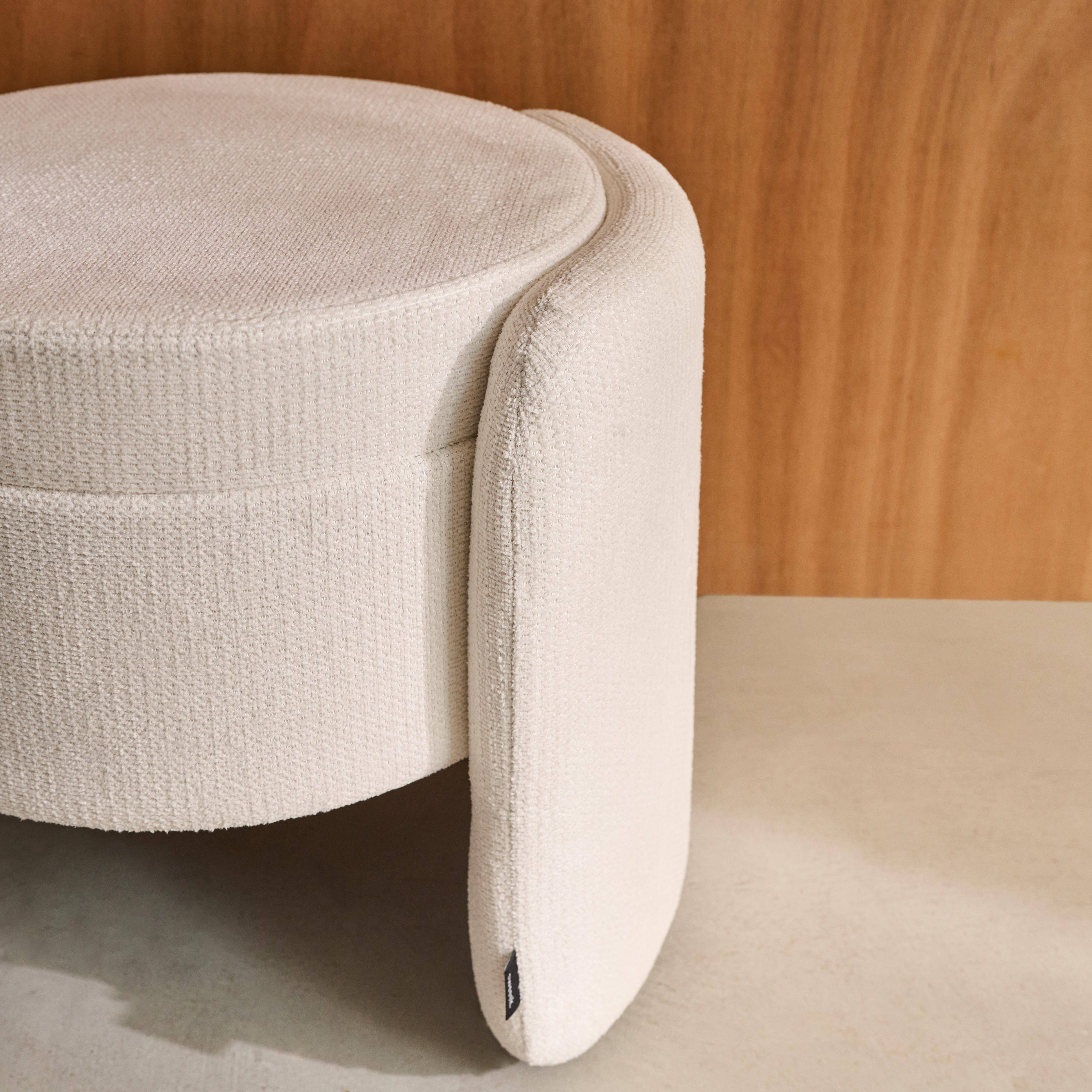 Moderner Hocker mit Stoffbezug und Stauraum, weiß