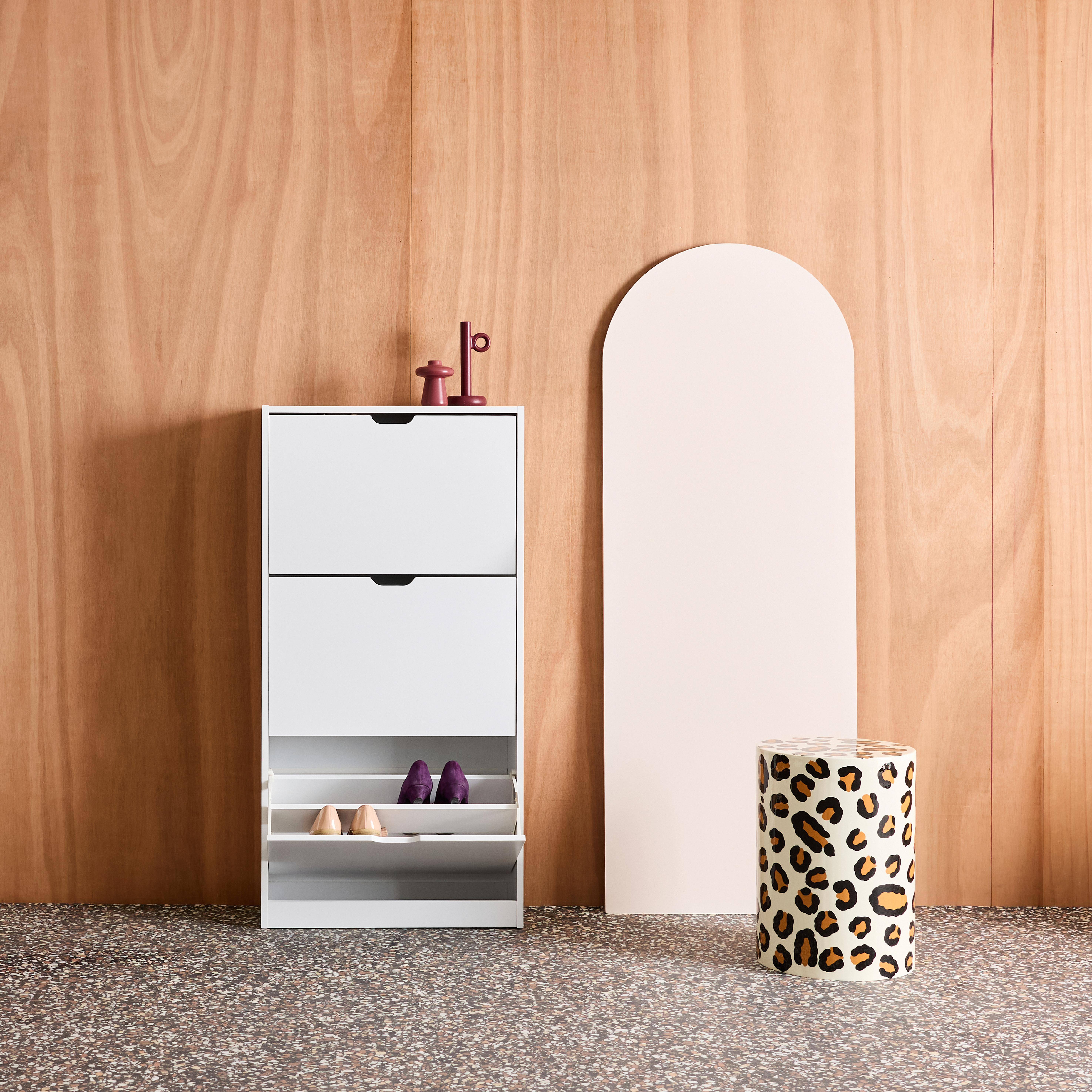 Sapateira decorativa em madeira com 3 gavetas Branco - 60x23.5x119.5 cm,sweeek,Photo2