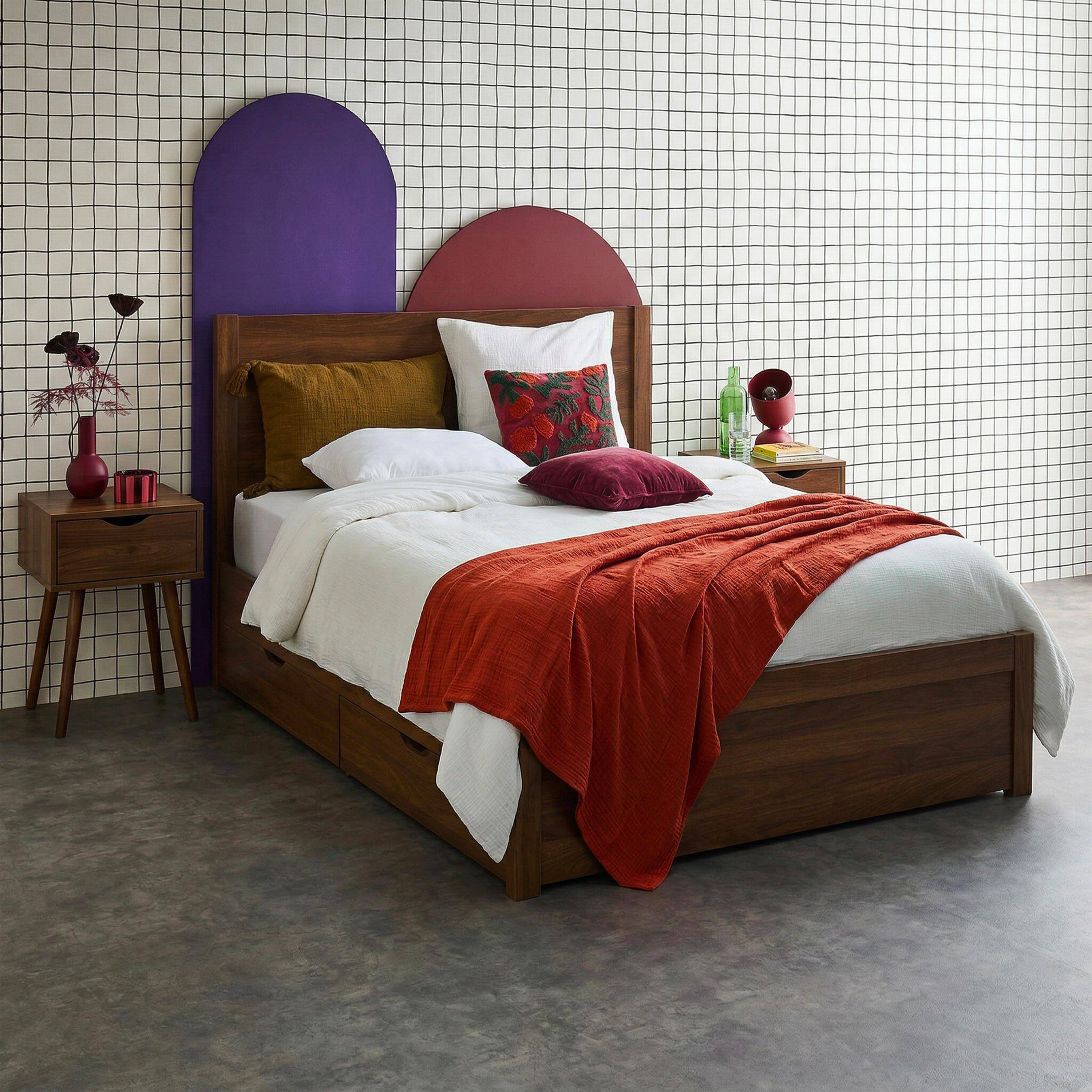 Bed met 4 laden lattenbodem en hoofdbord 140 x 190cm houtdecor walnoot - Nepal,sweeek,Photo1