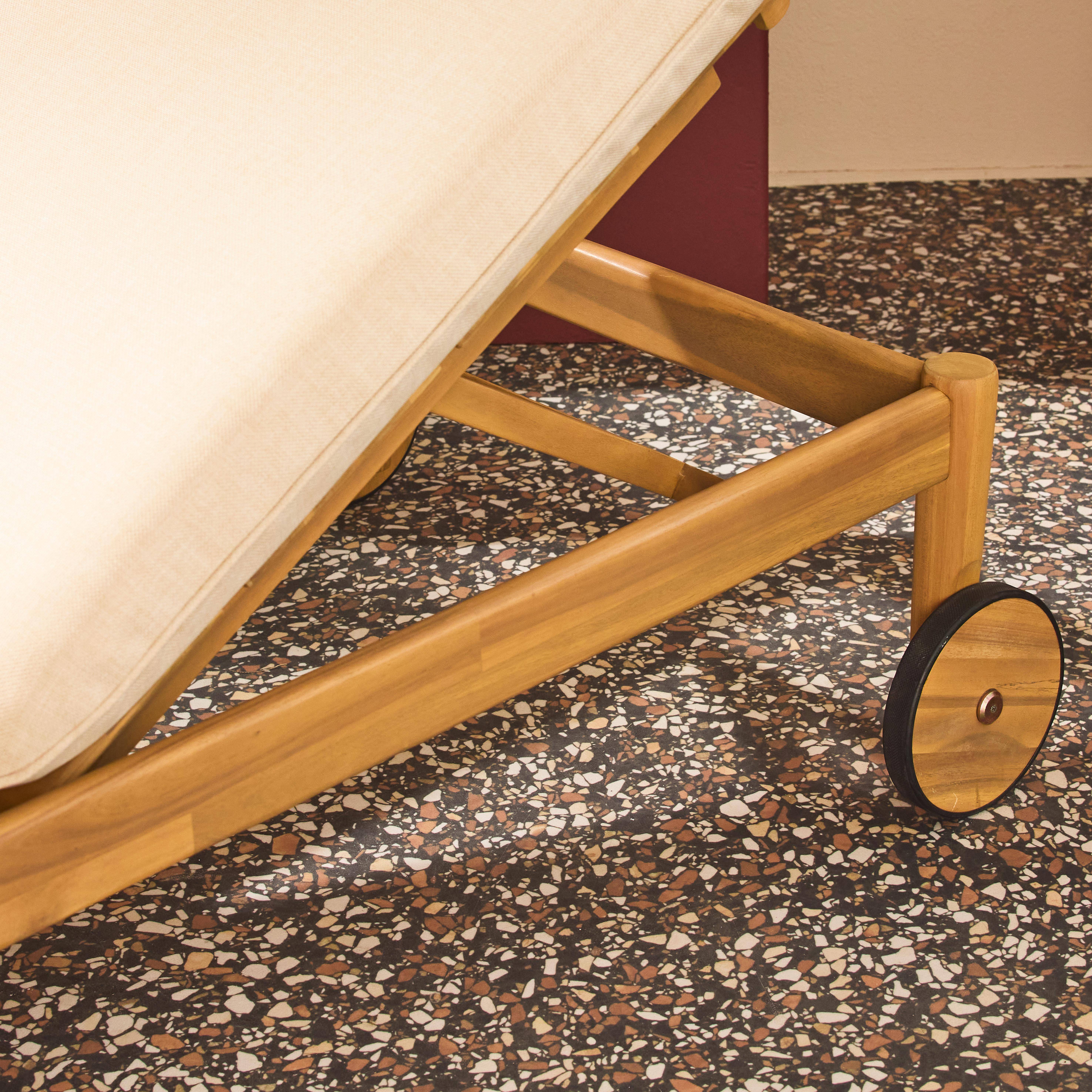 Akazienholz-Sonnenliege mit 4 Positionen und Rollen naturfarben - Sola,sweeek,Photo3