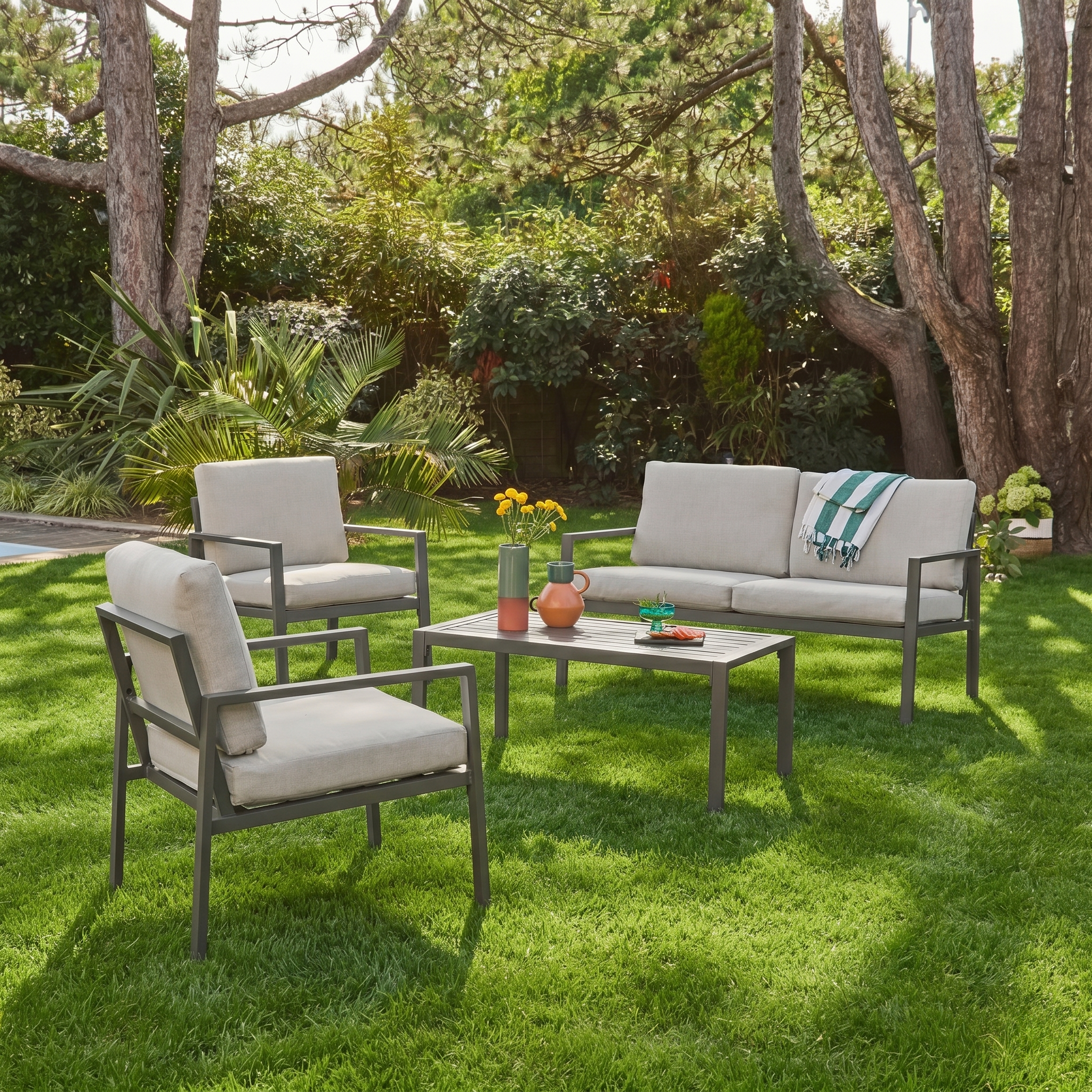Salon de jardin aluminium 4 places anthracite - Onara Photo1