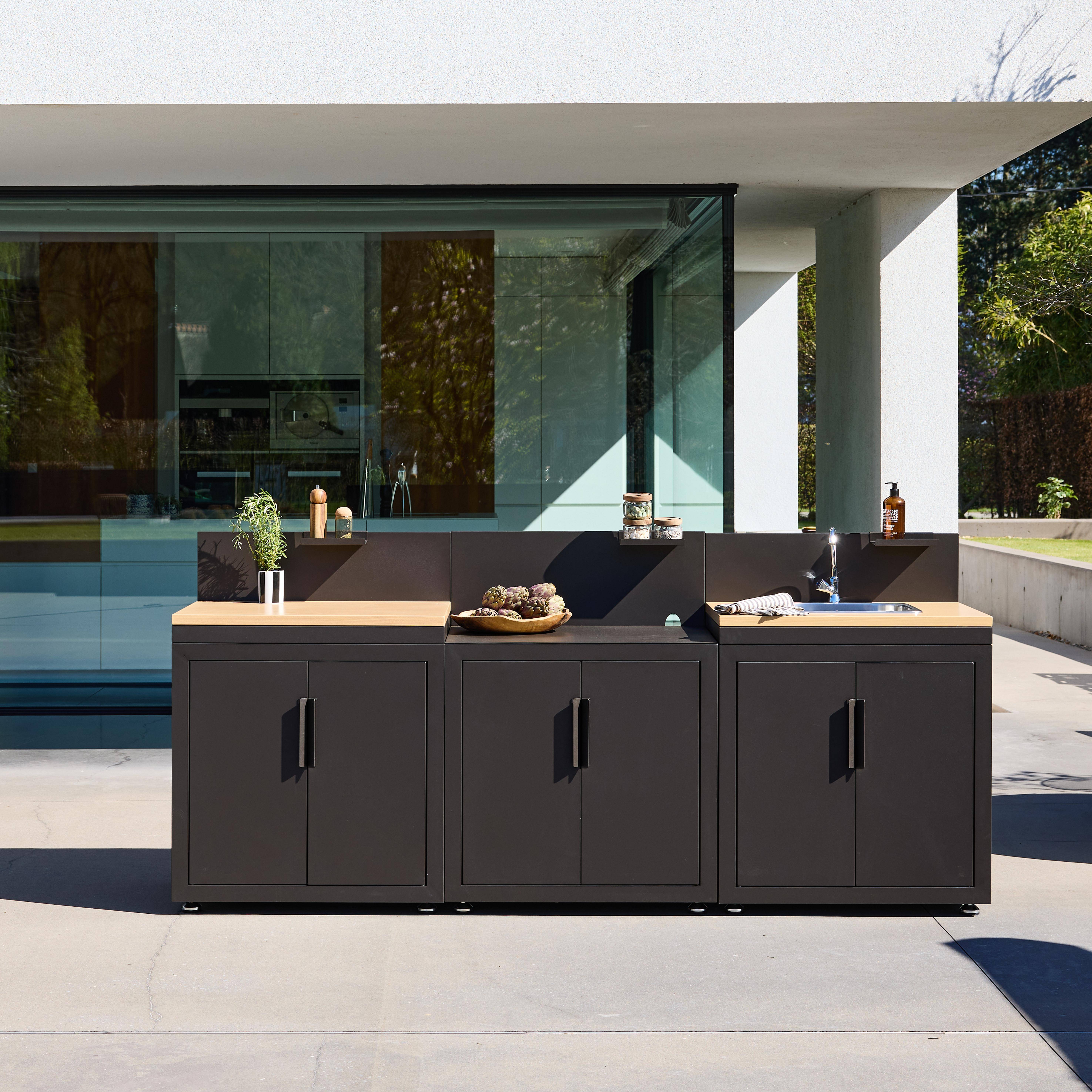 Czarna stalowa kuchnia zewnętrzna z blatem w kolorze drewna 3 moduły ze zlewem - Milos Photo3