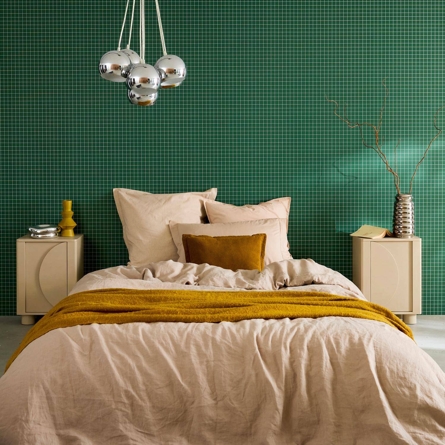 Set of 2 wood effect bedside tables with reversible door beige 40x30x57 cm - Pondi Photo4