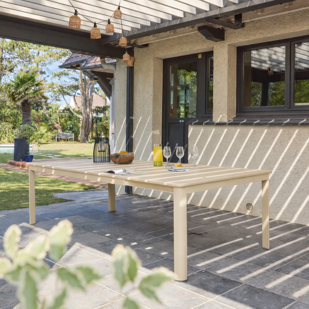 Uitschuifbare aluminium tuintafel tot 12 plaatsen beige - Karo,sweeek,Photo1