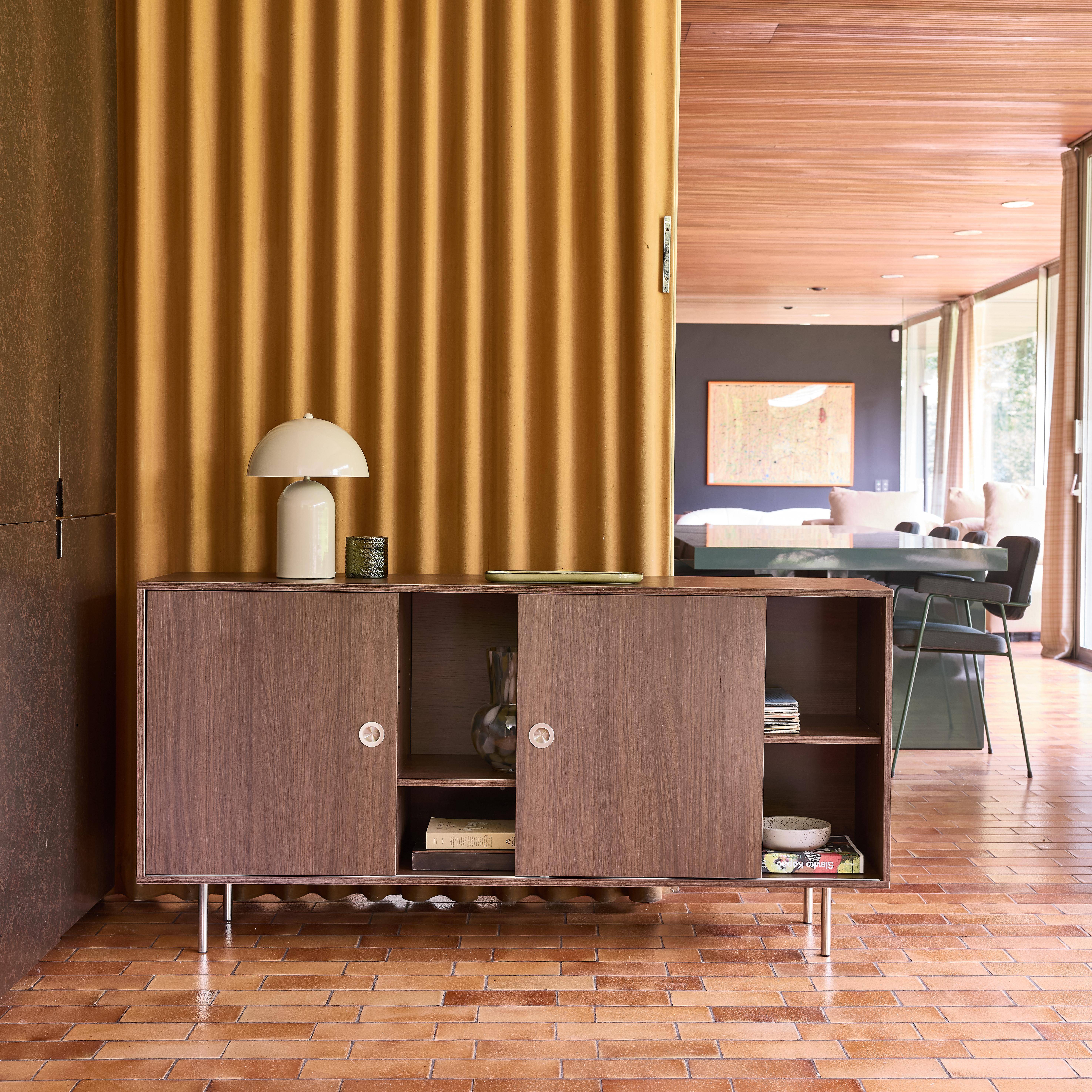 Aparador vintage de madera y acero inoxidable con 2 puertas, 150 cm Nogal - 150x40x75 cm,sweeek,Photo3