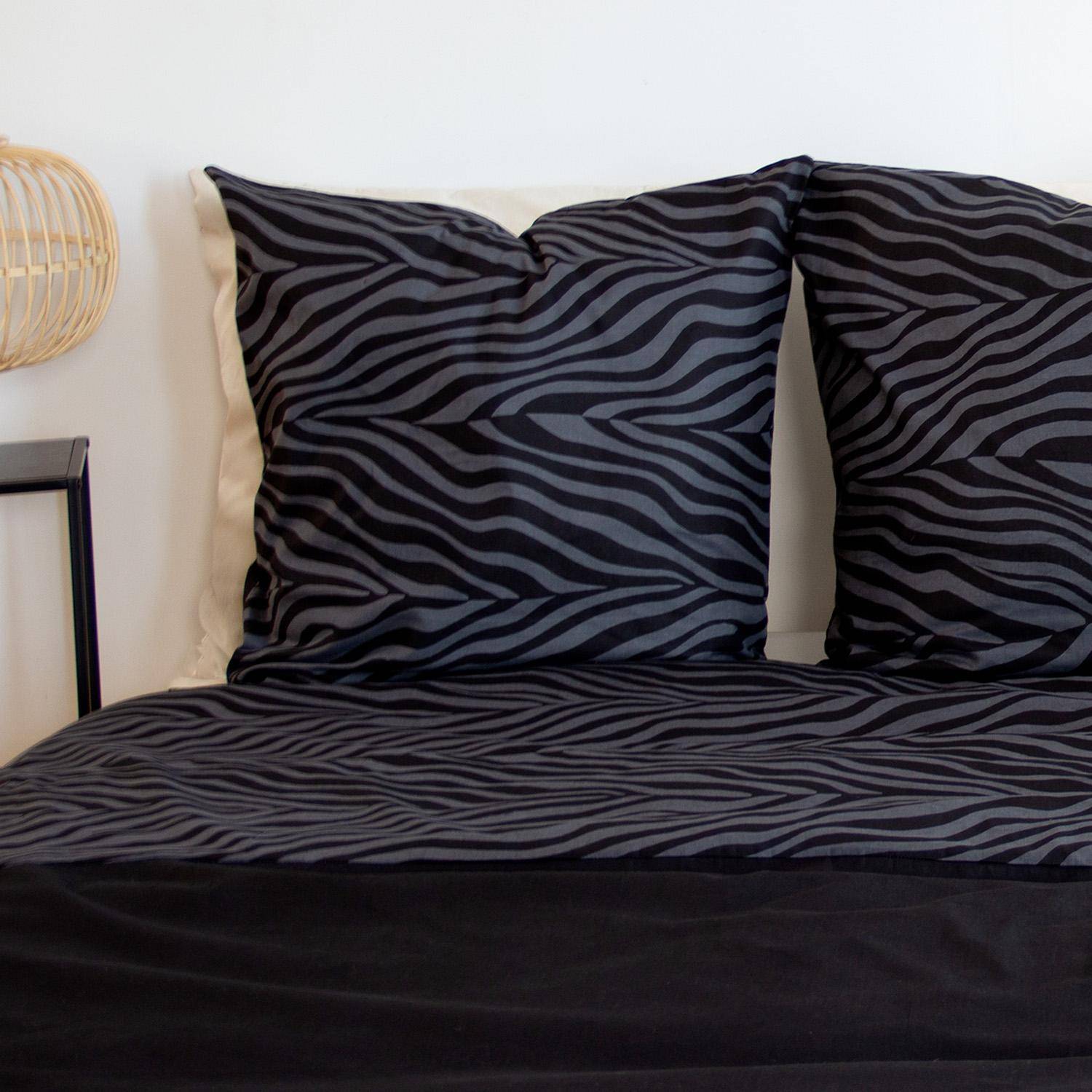 Omkeerbaar dekbedovertrek met zebraprint voor 2 personen zwart 260x240cm - Zebra Photo3