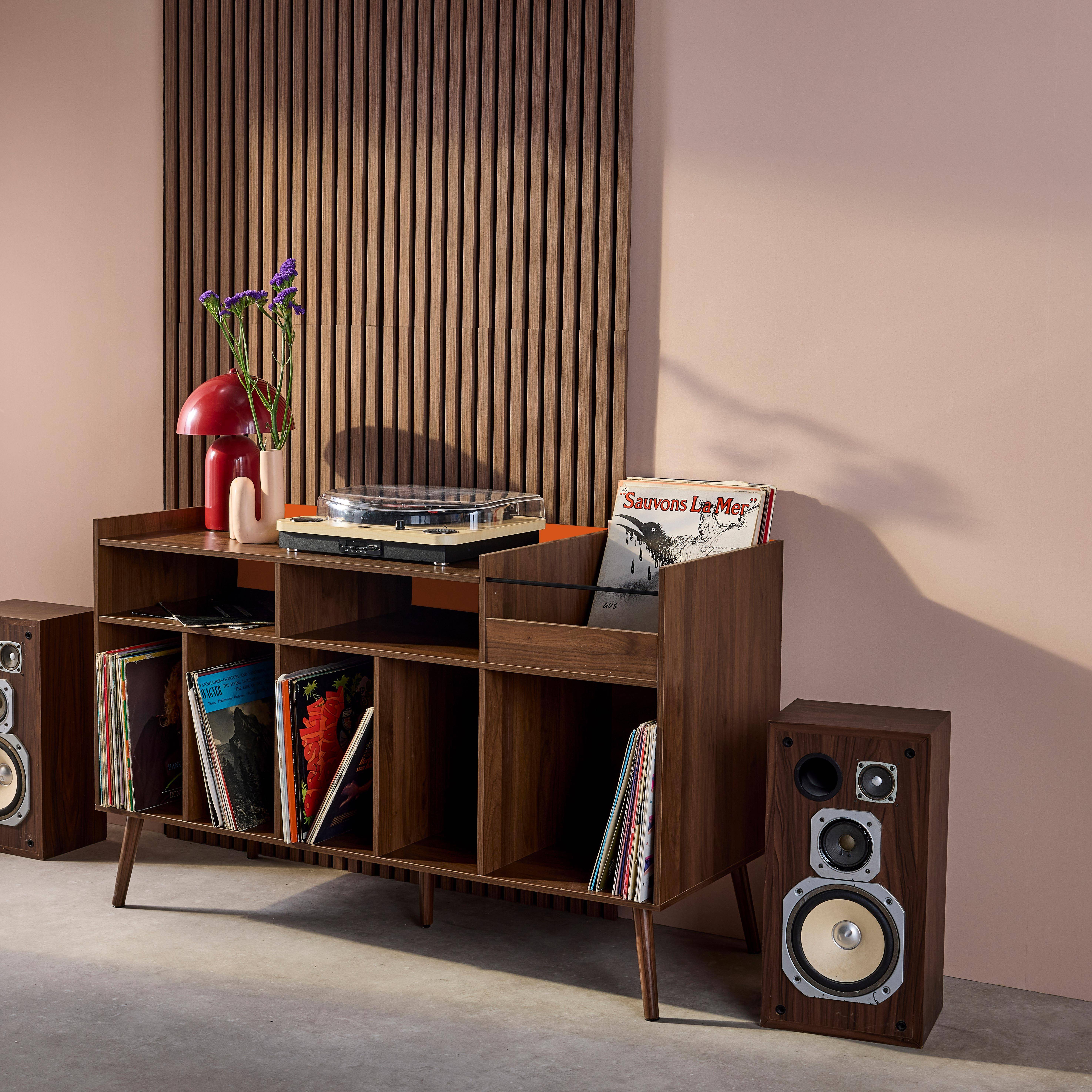 Vintage XL vinyl meubel met donkere houtlook en oranje achterwand 130cm - Nepal,sweeek,Photo2