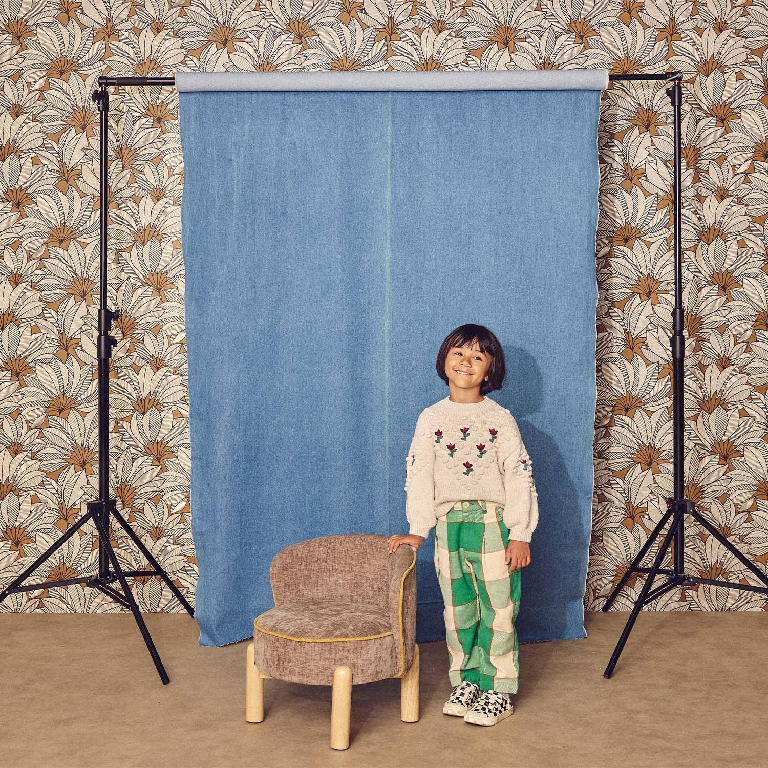 Sillón vintage infantil de madera de caucho y tela de chenilla Pardo - 46x44x52 cm Photo1