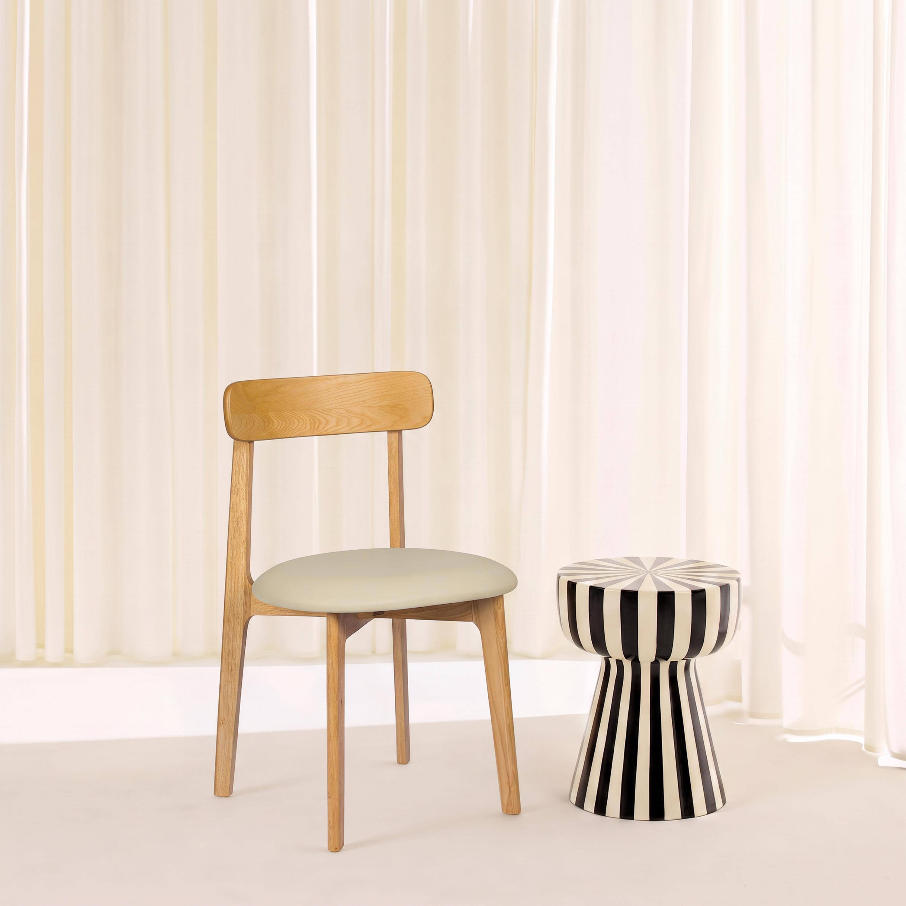 Set 2 sedie vintage in legno di hevea e similpelle, Victoire, Marrone naturale, 50x45x80 cm Photo2