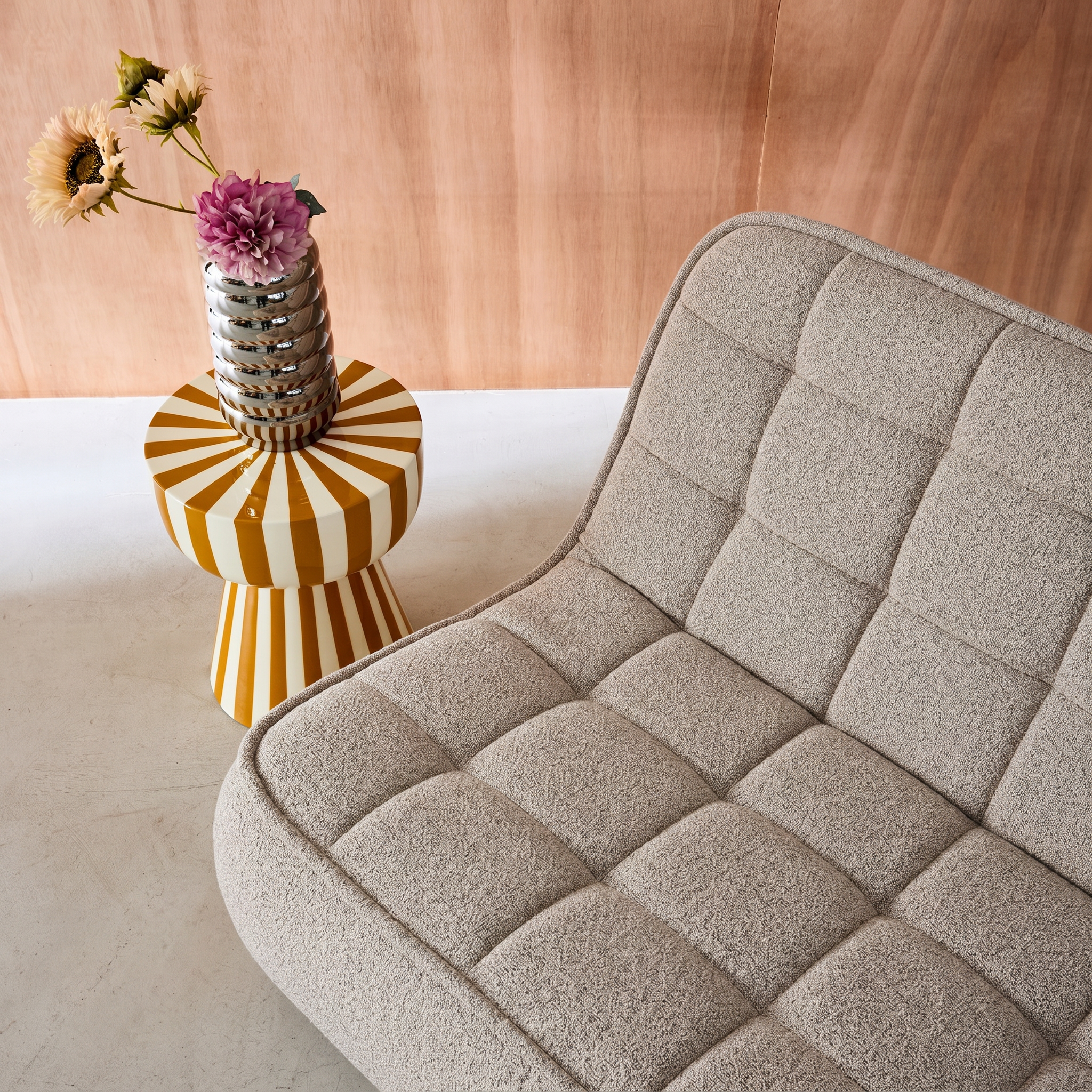 Getextureerde bouclé fauteuil 2-zits bankje beige - Boni Photo3