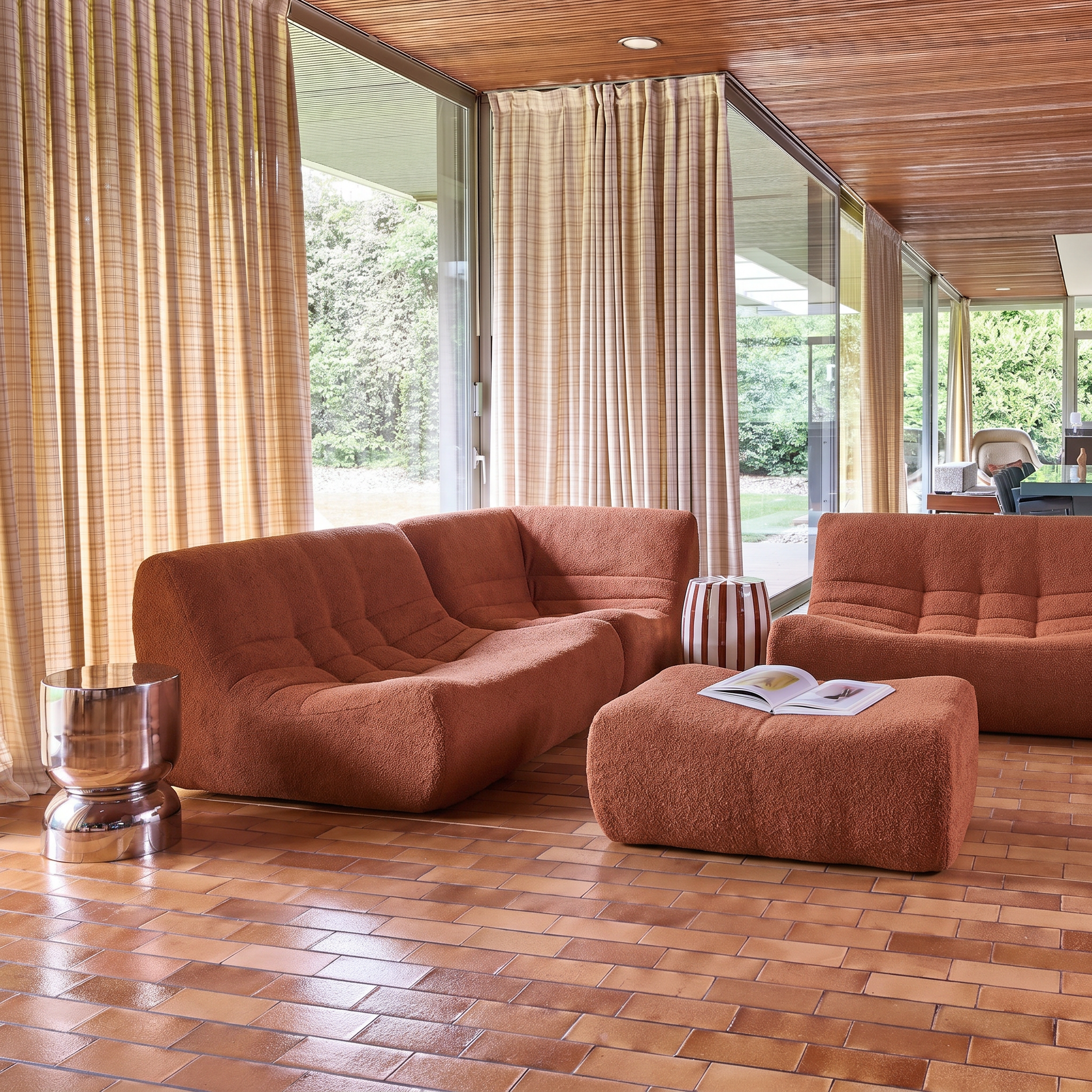 Modułowa sofa narożna 5-osobowa z podnóżkiem, teksturowana tkanina bouclé w kolorze terakoty - Sokol Photo3